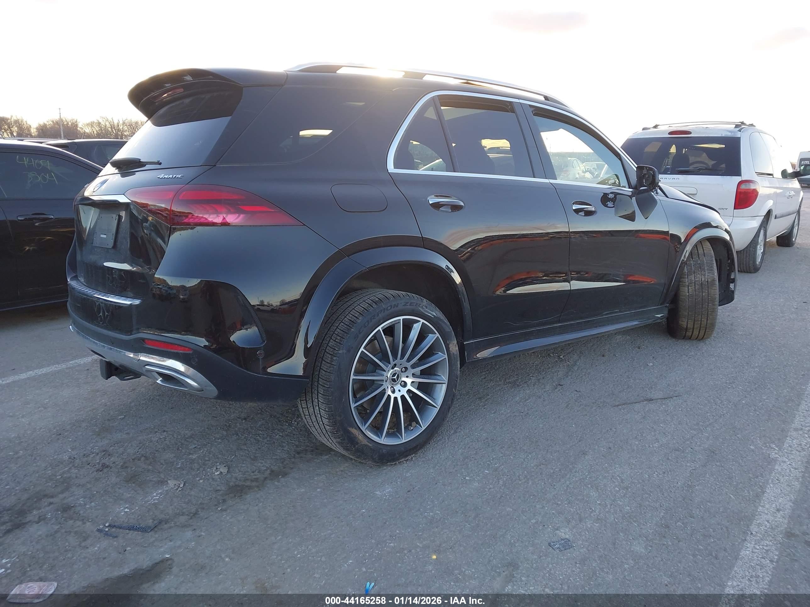 MERCEDES-BENZ GLE image 4