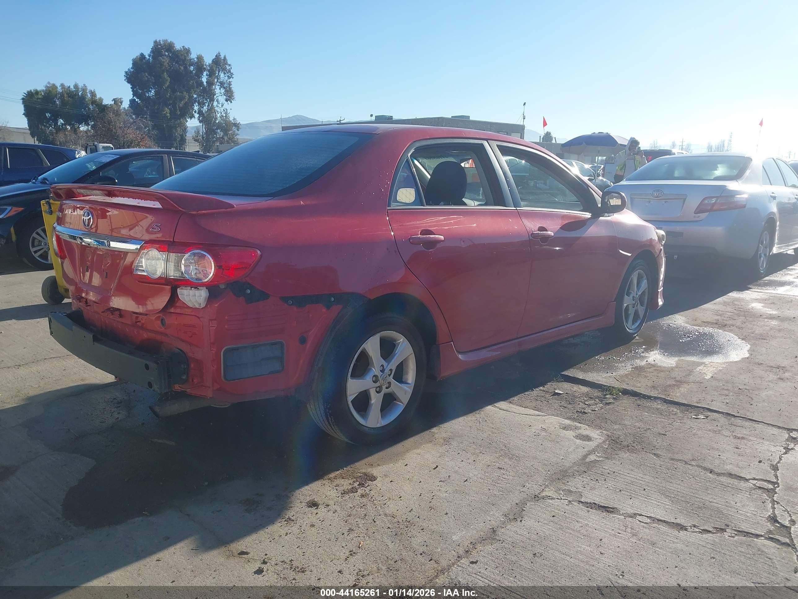 TOYOTA COROLLA image 4