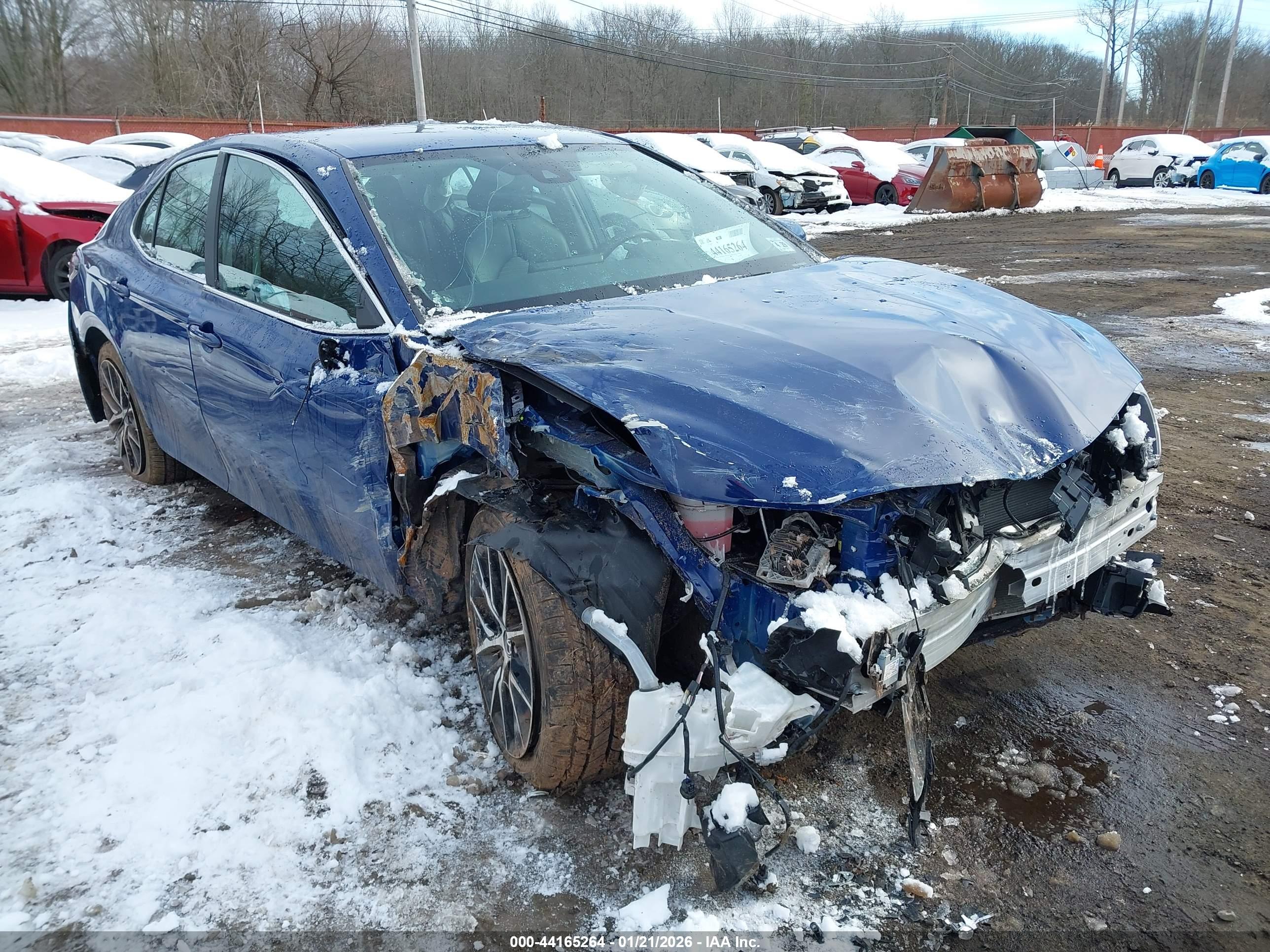 TOYOTA CAMRY image 6