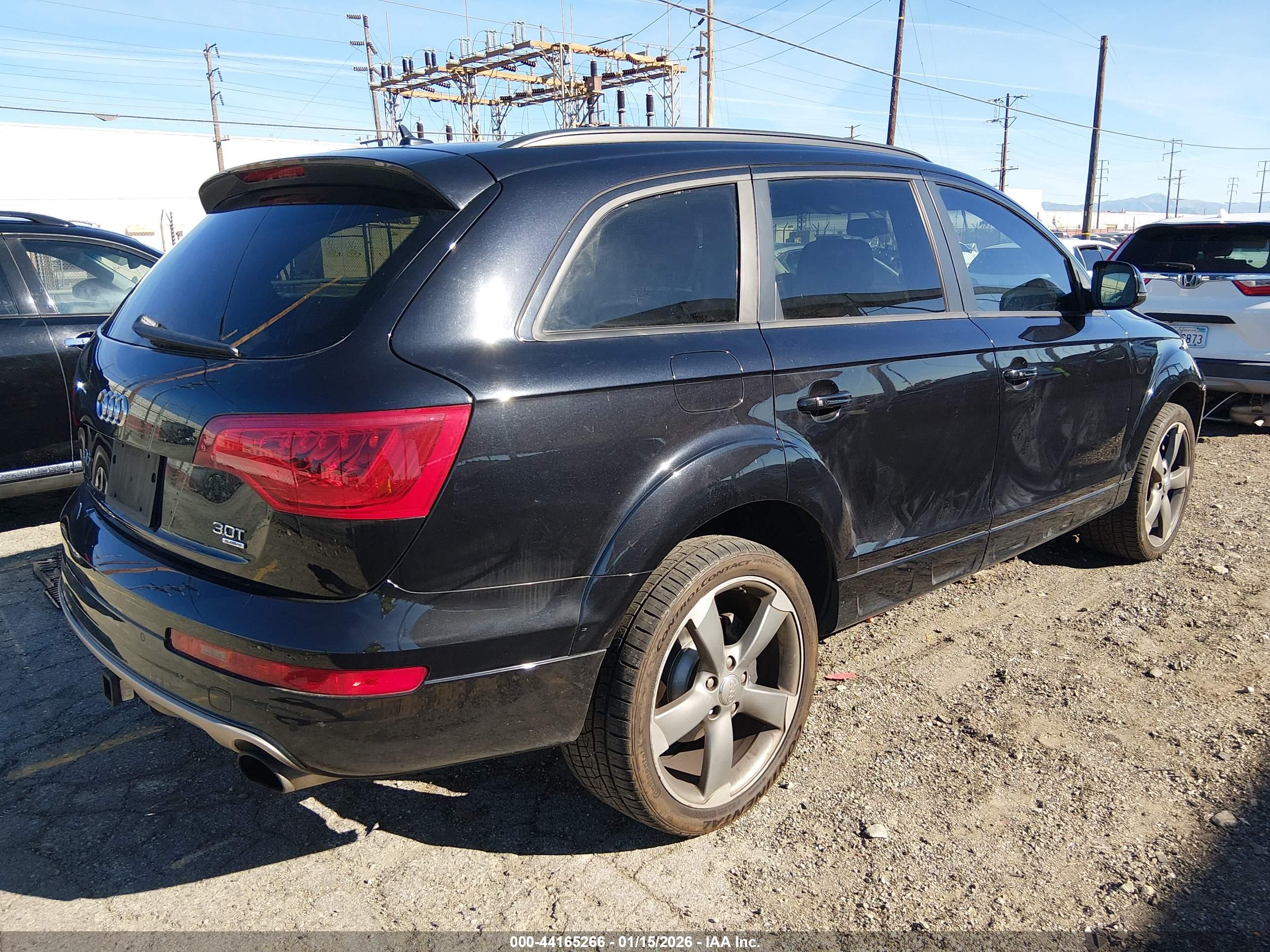 AUDI Q7 image 4