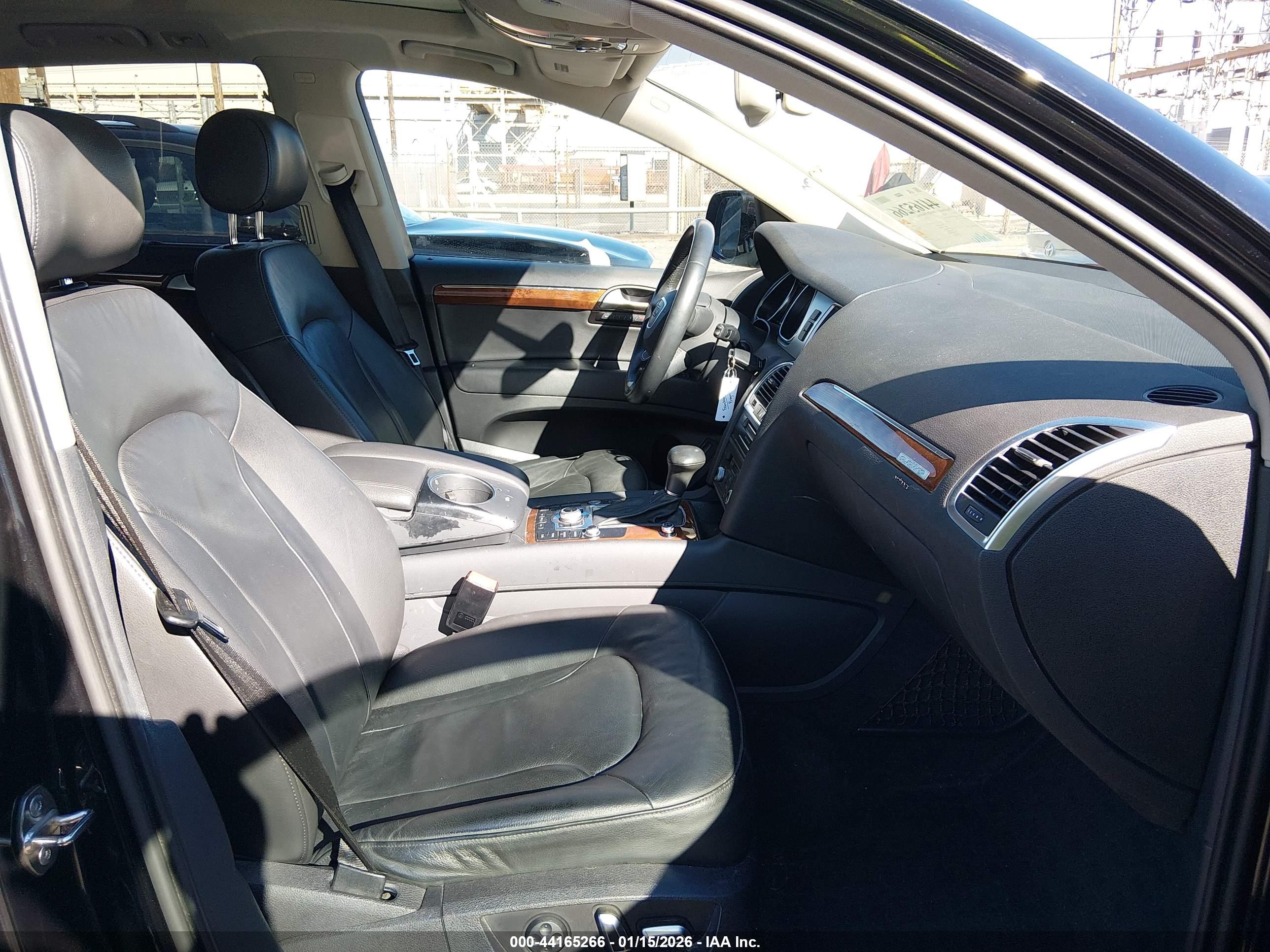 AUDI Q7 image 5