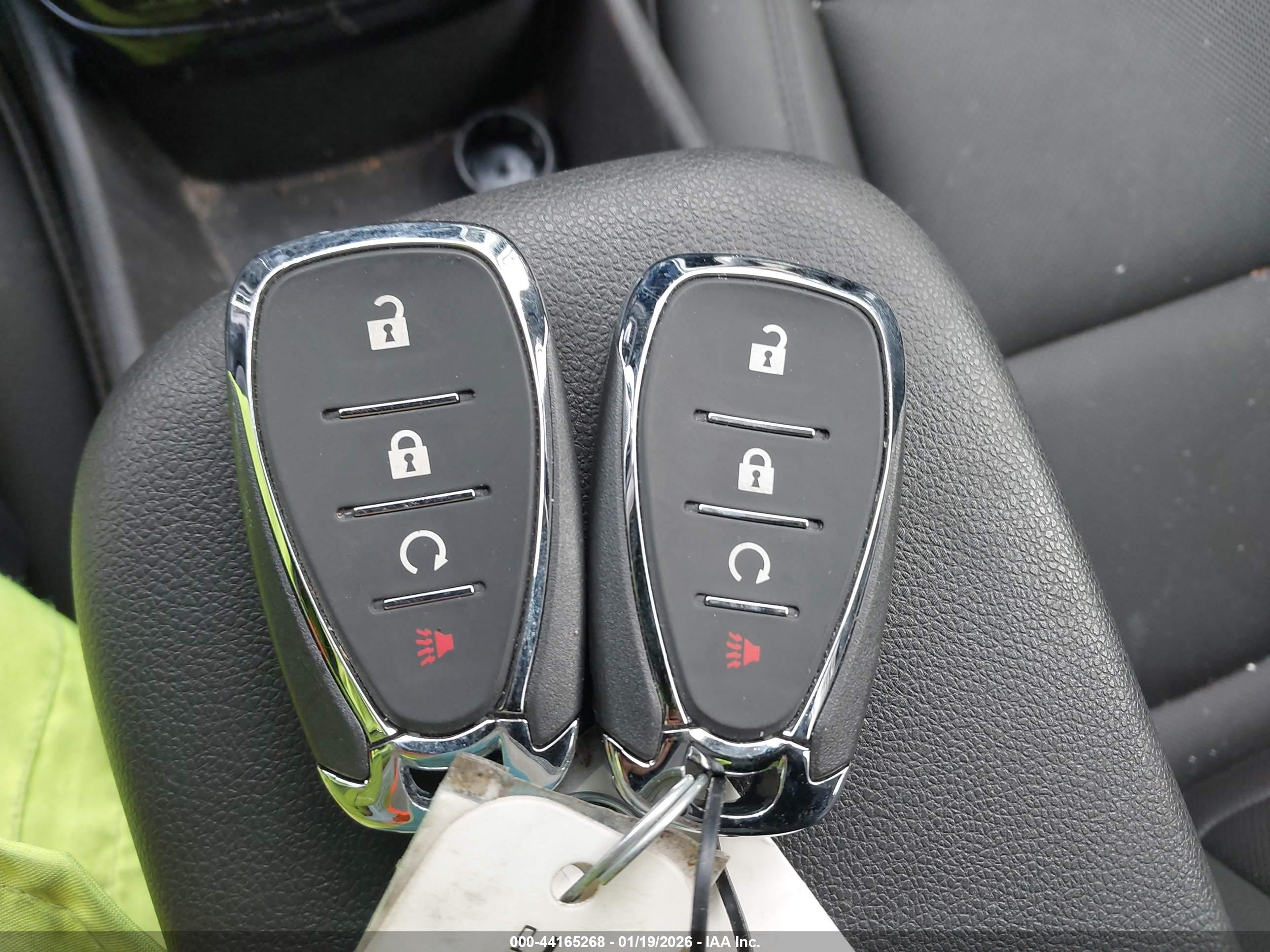 CHEVROLET TRAX image 11