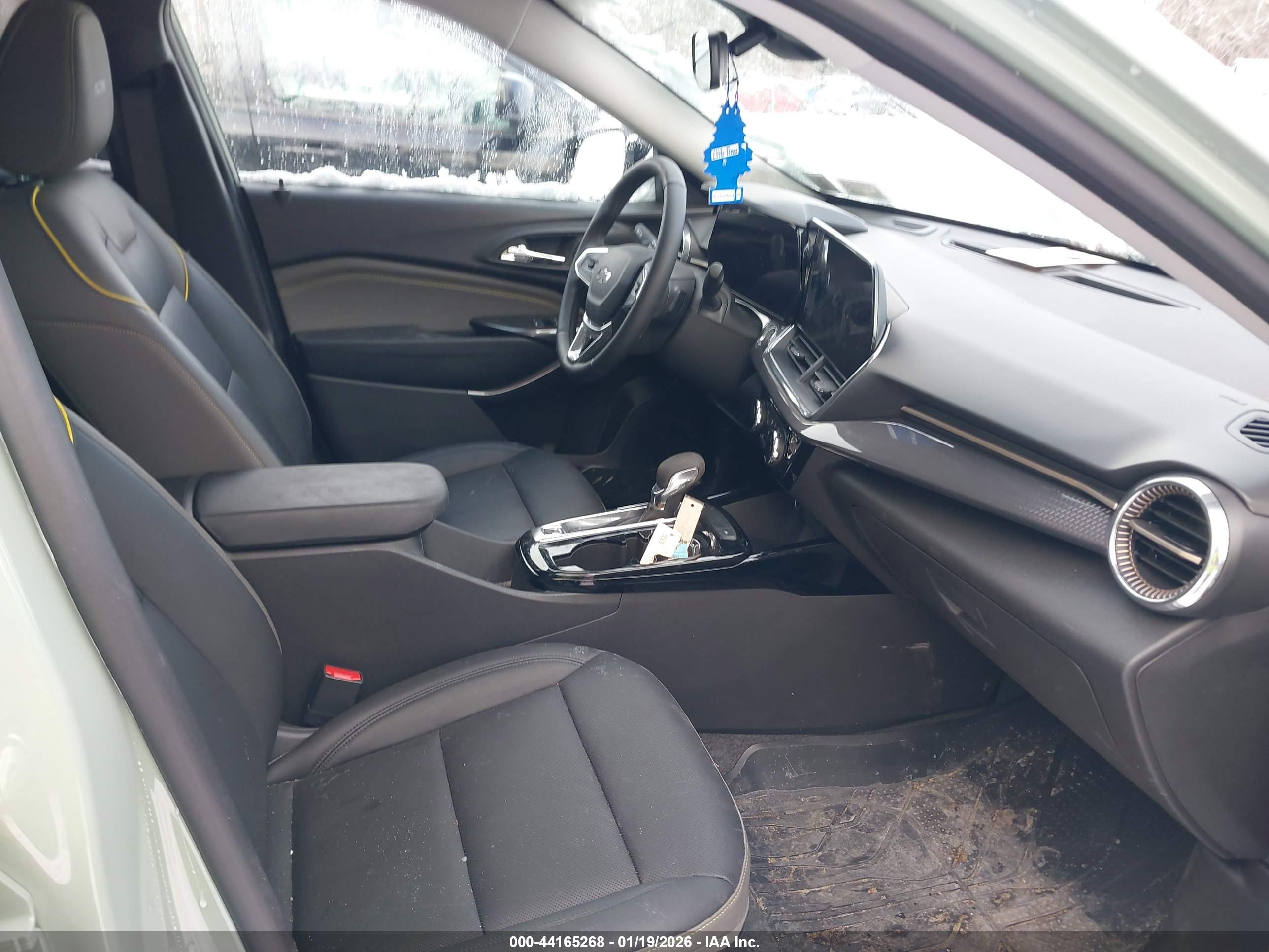 CHEVROLET TRAX image 5