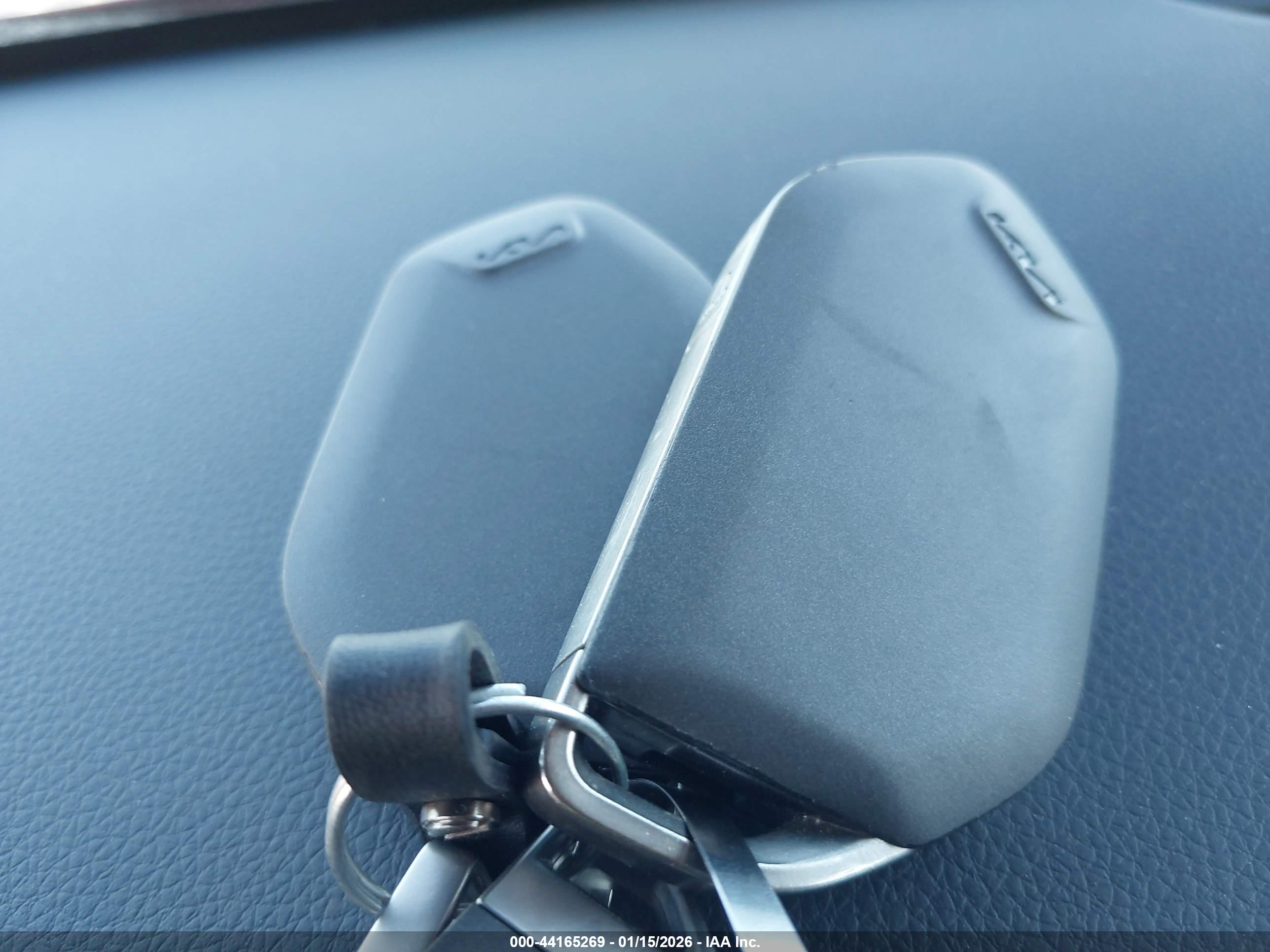 KIA K5 image 11