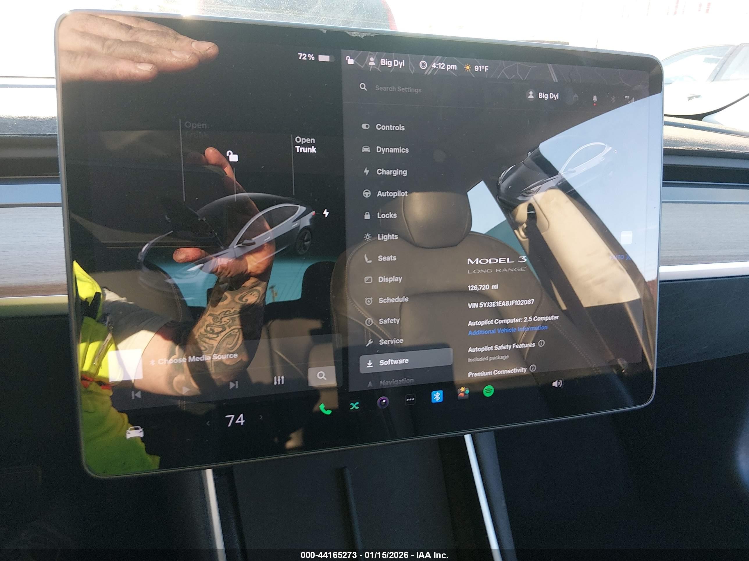 TESLA MODEL image 7