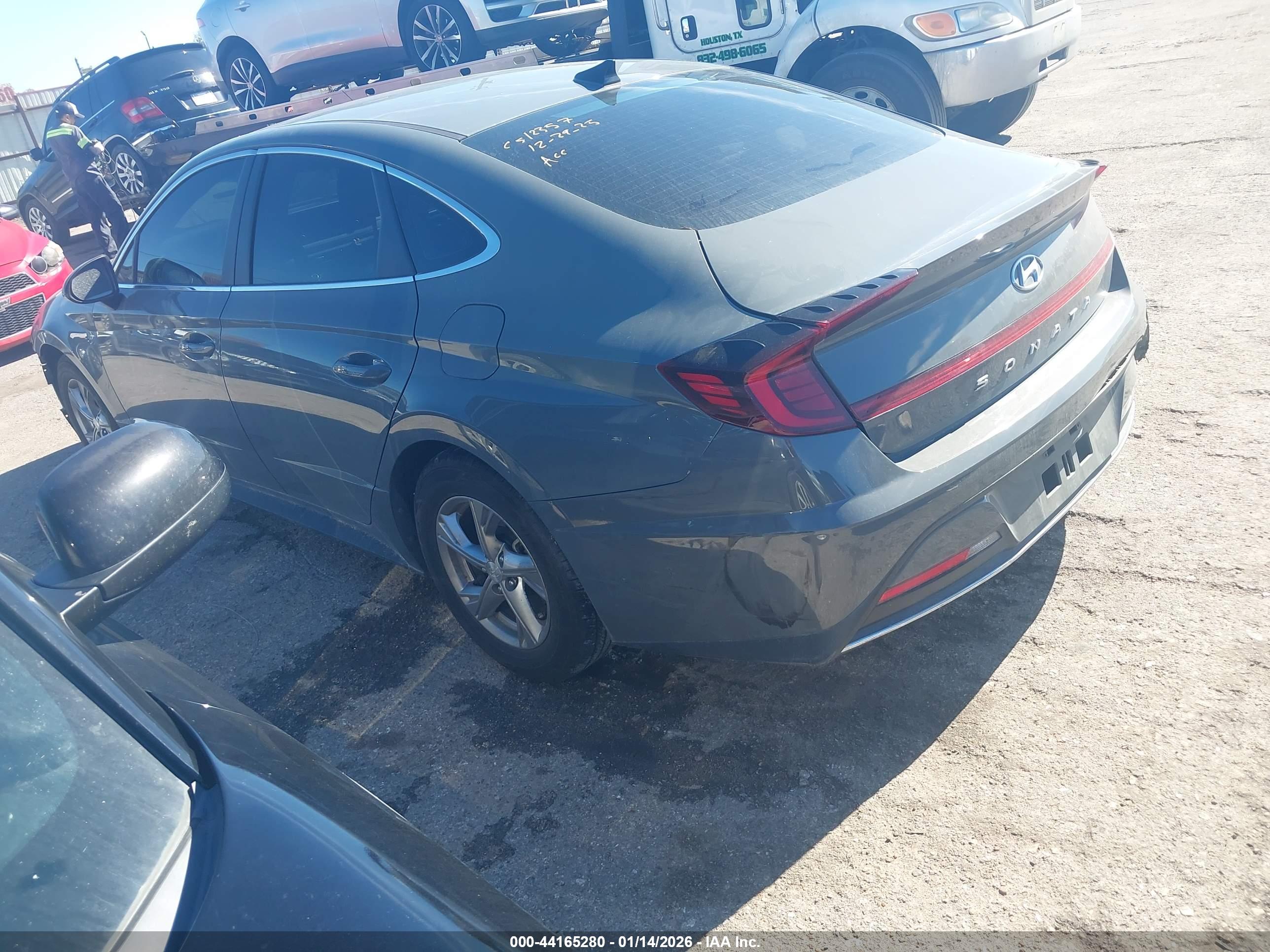 HYUNDAI SONATA image 3