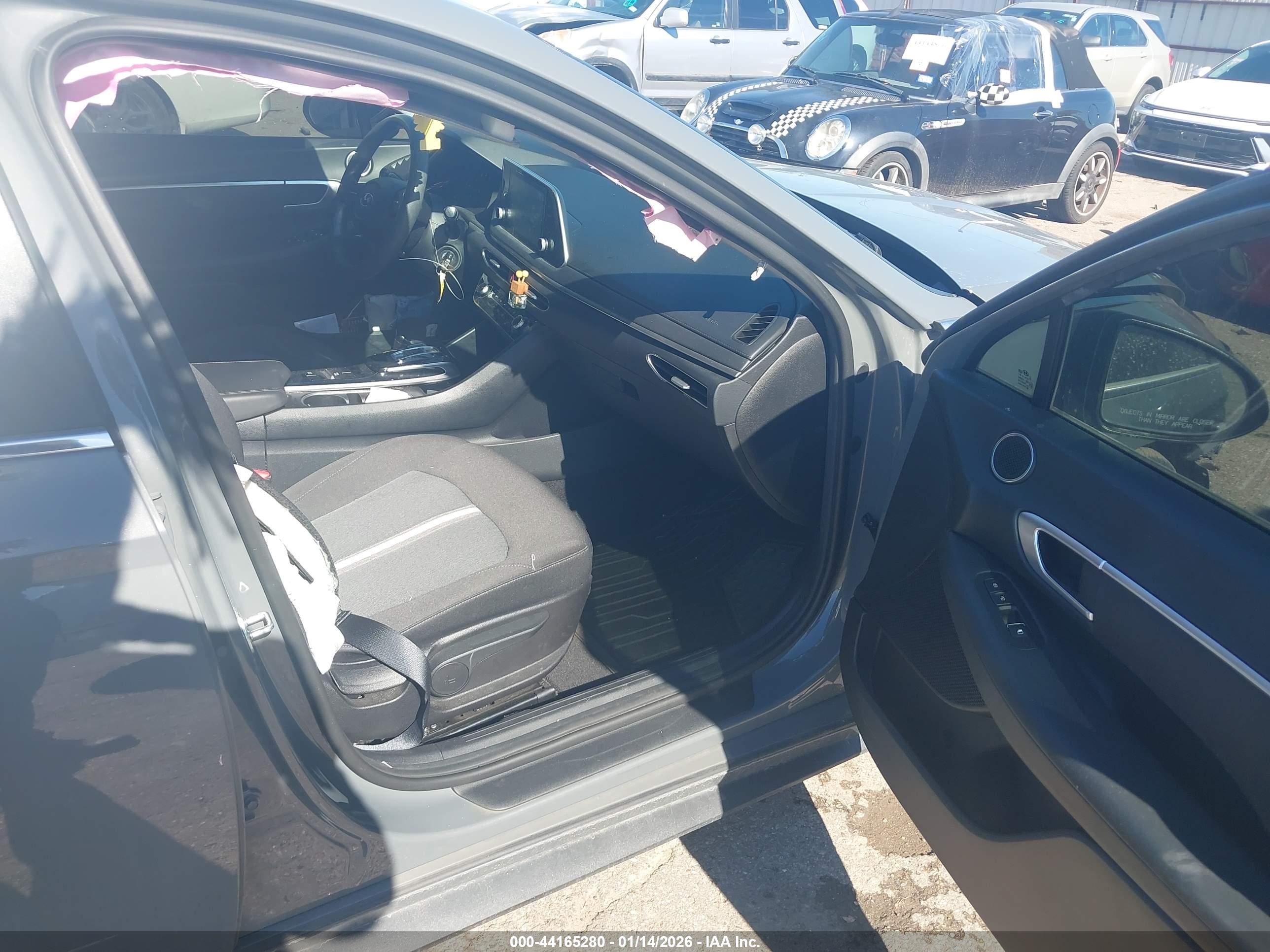 HYUNDAI SONATA image 5