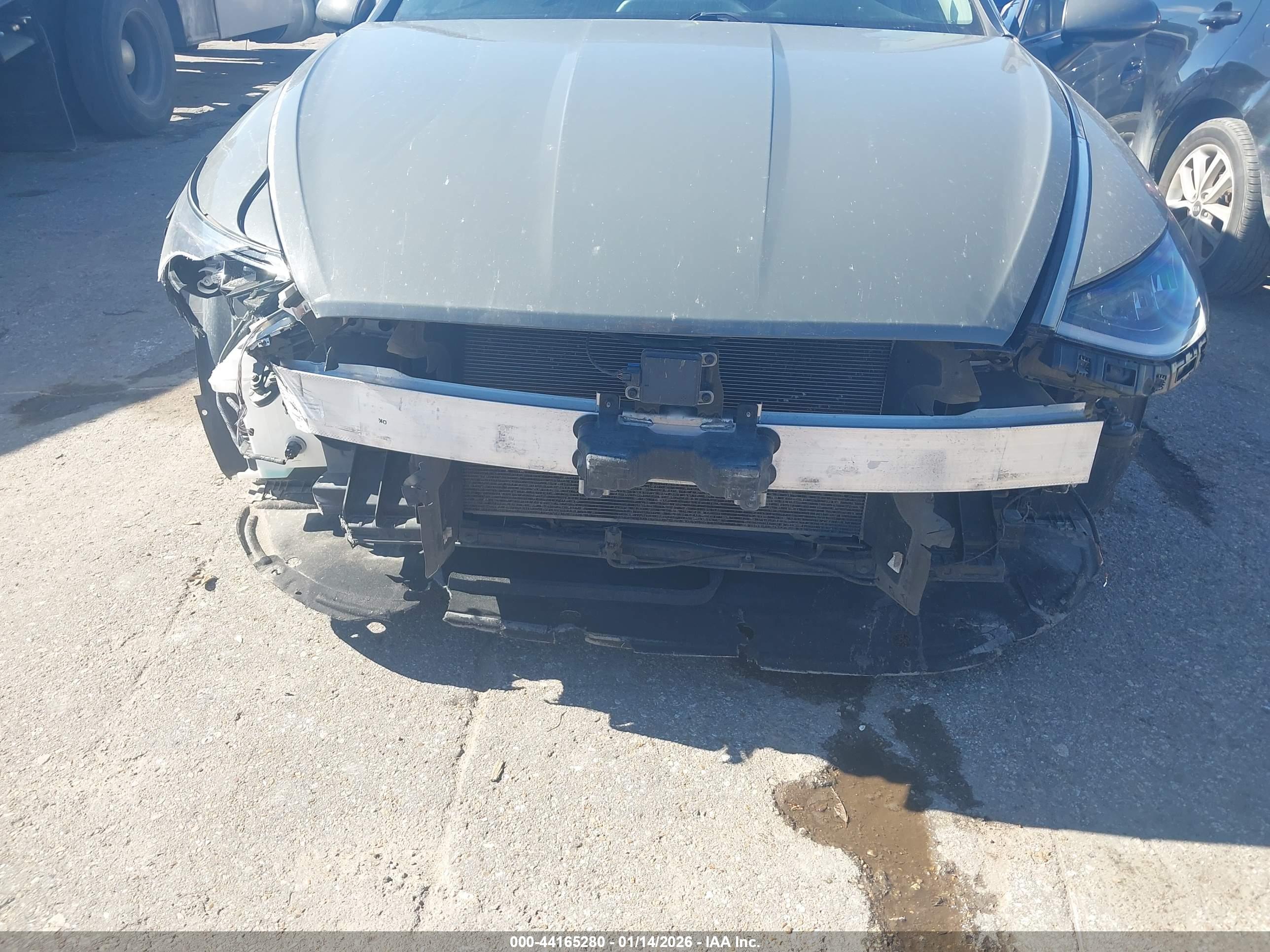 HYUNDAI SONATA image 6