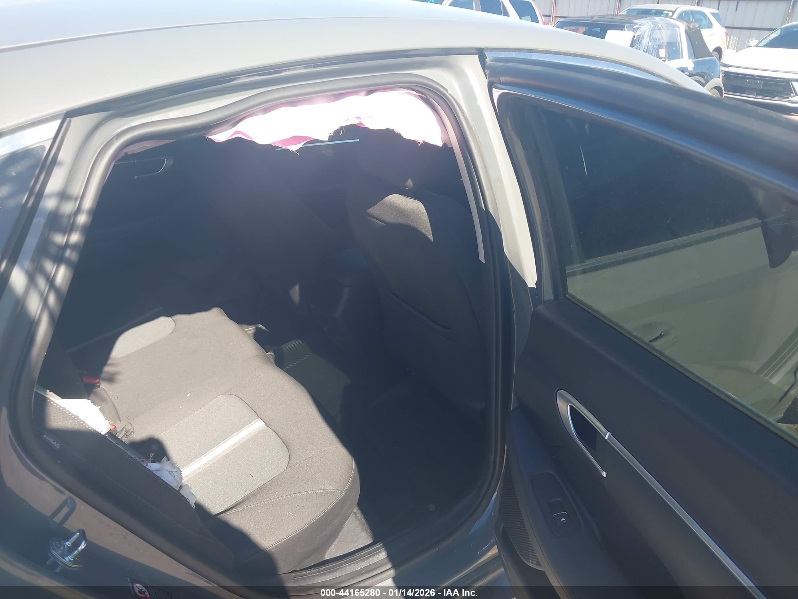 HYUNDAI SONATA image 8
