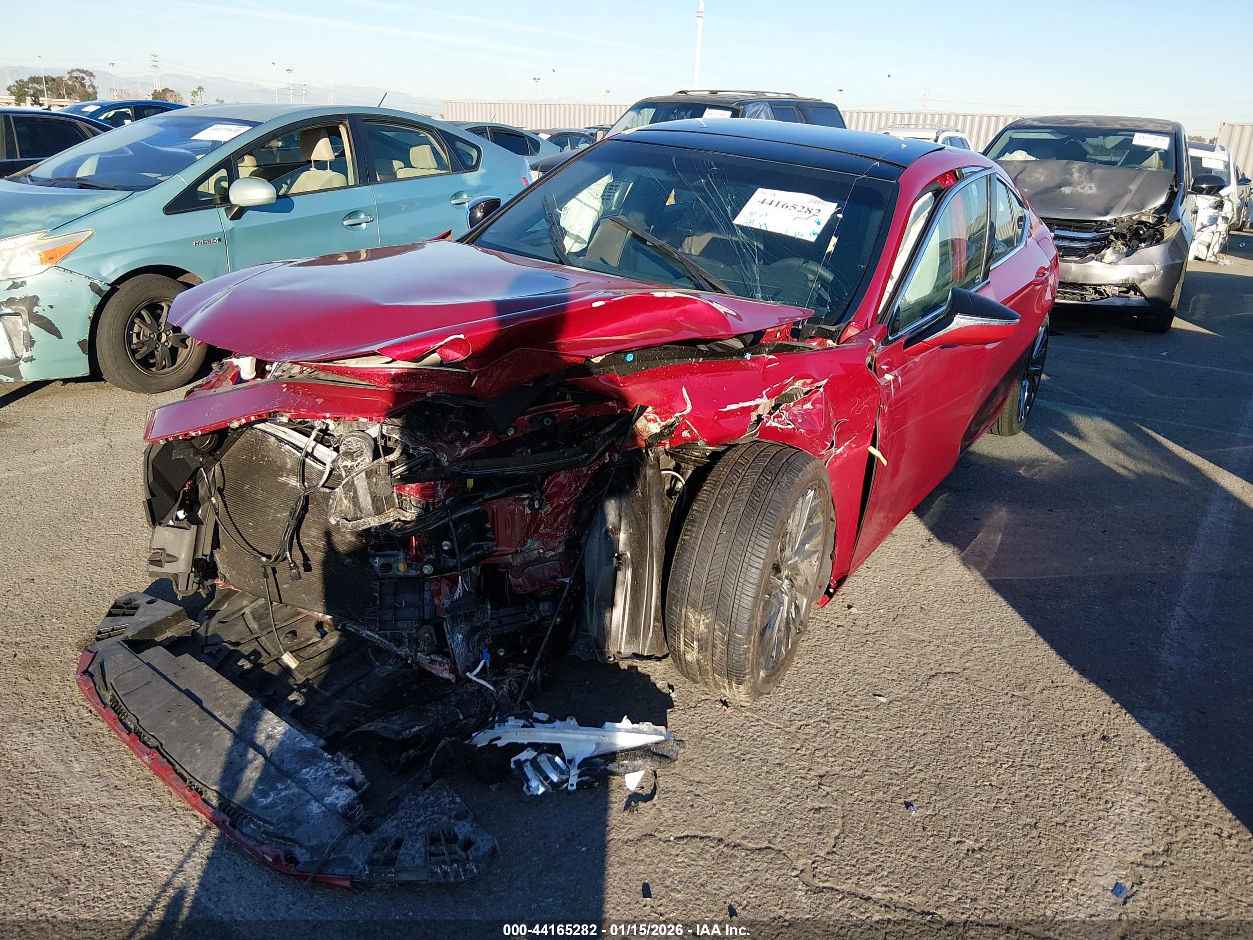 LEXUS ES image 6