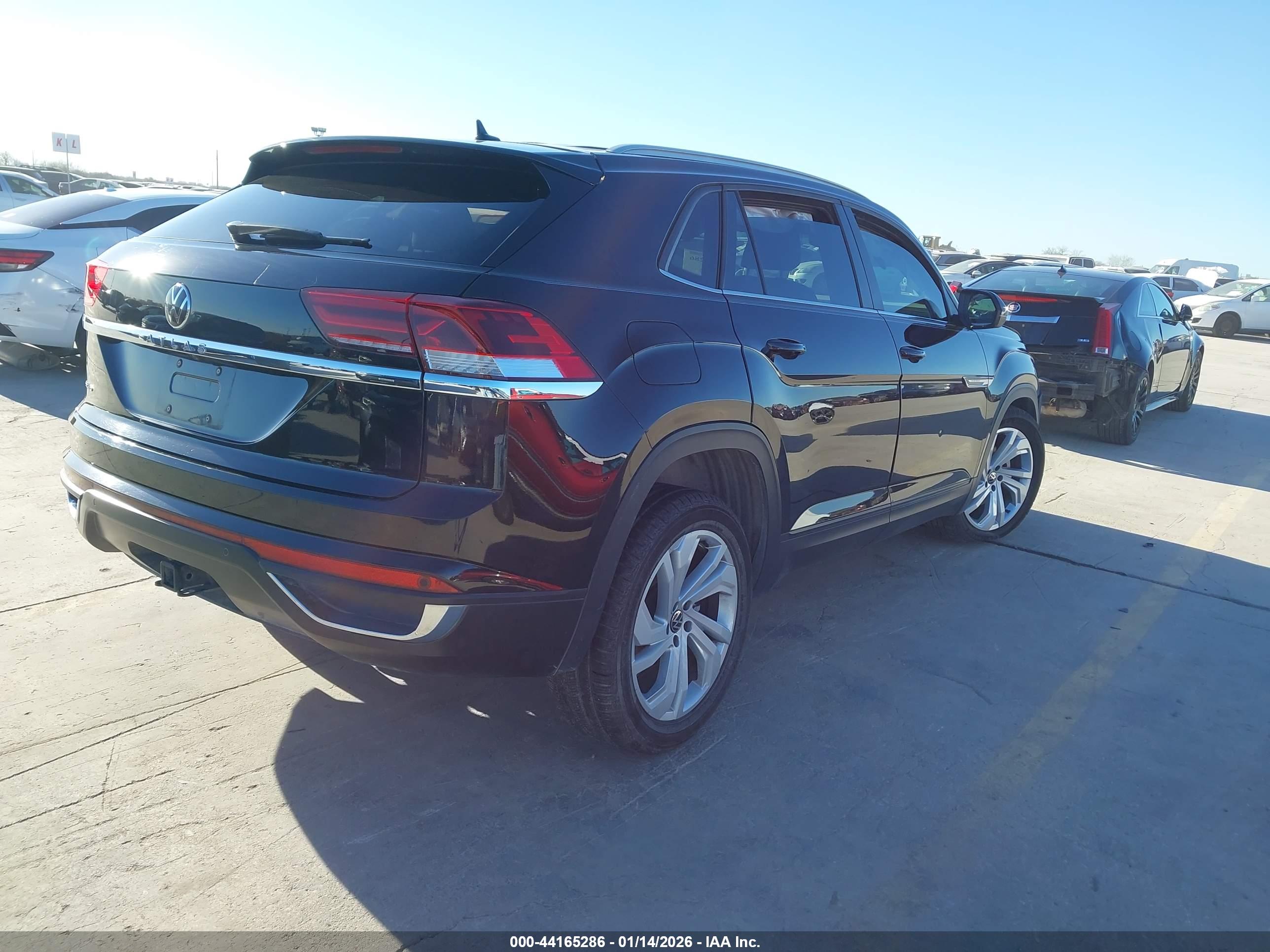 VOLKSWAGEN ATLAS image 4