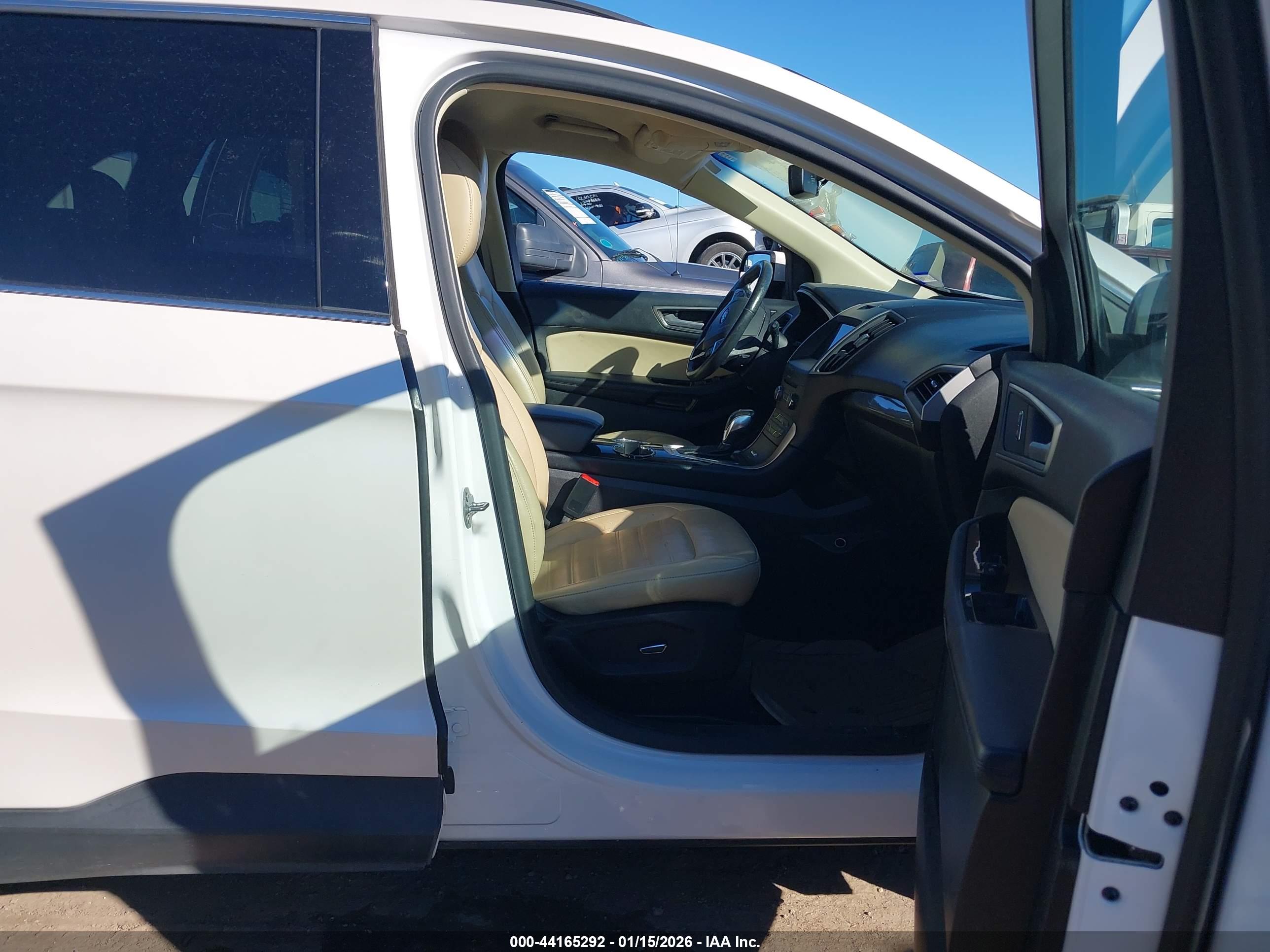 FORD EDGE image 5