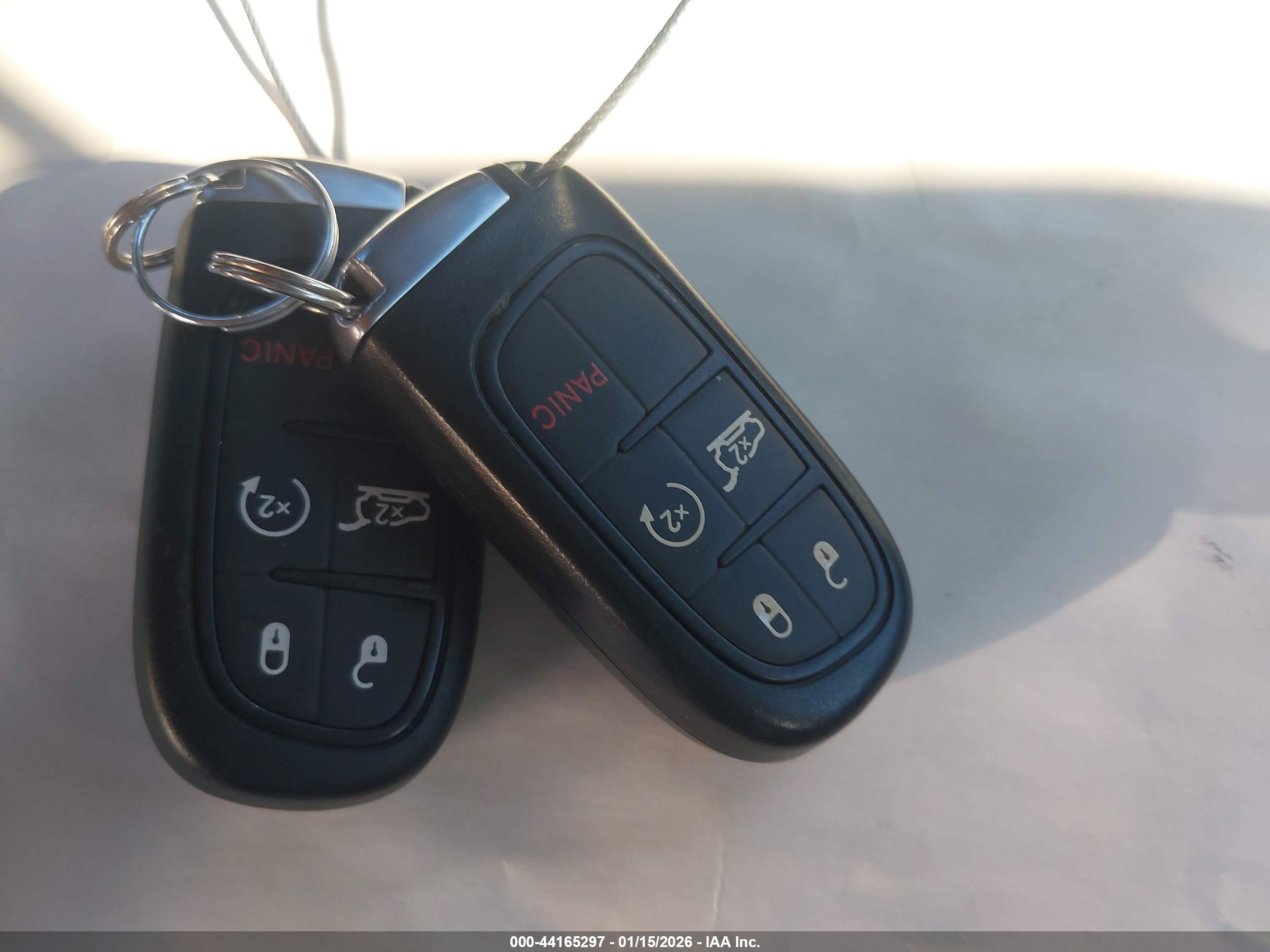 JEEP CHEROKEE image 11
