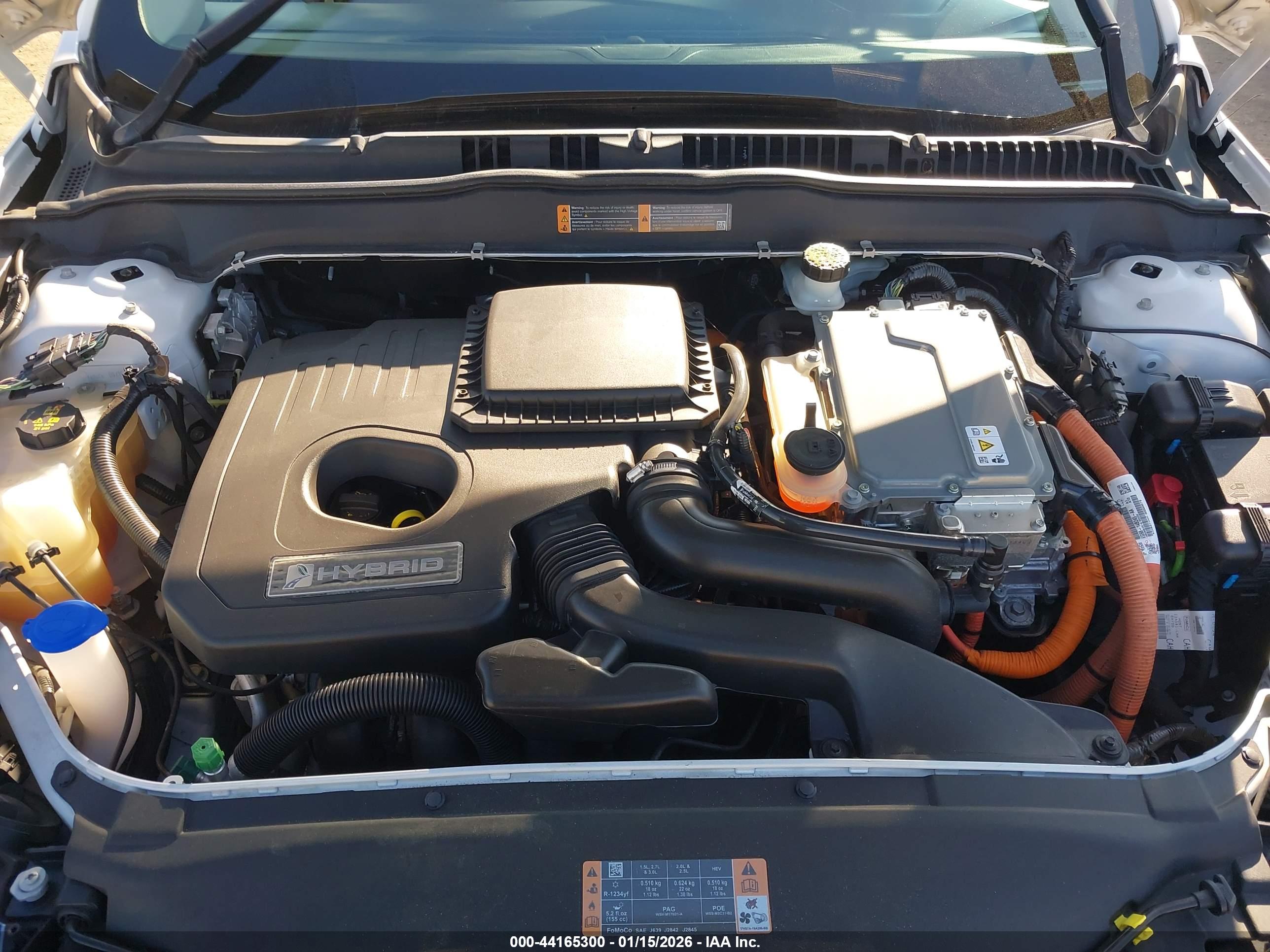 FORD FUSION image 10