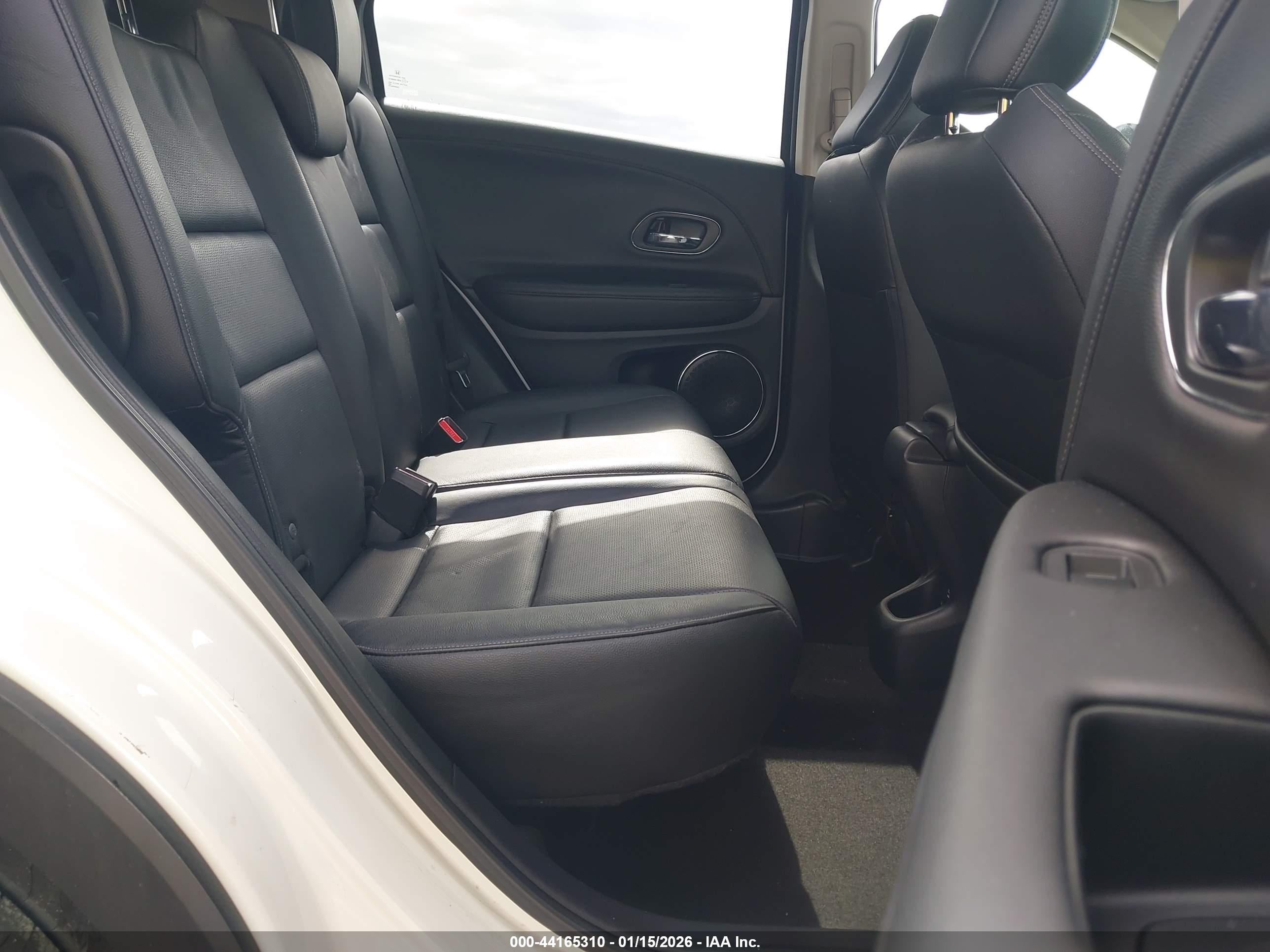 HONDA HR-V image 8