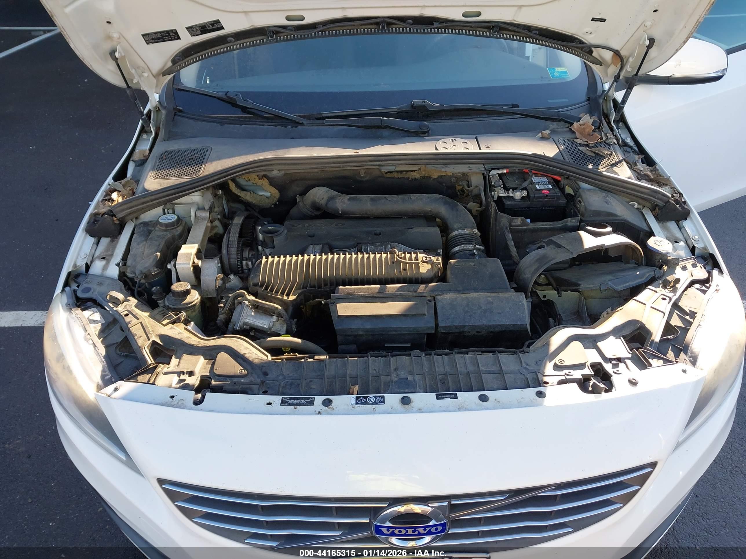 VOLVO S60 image 10