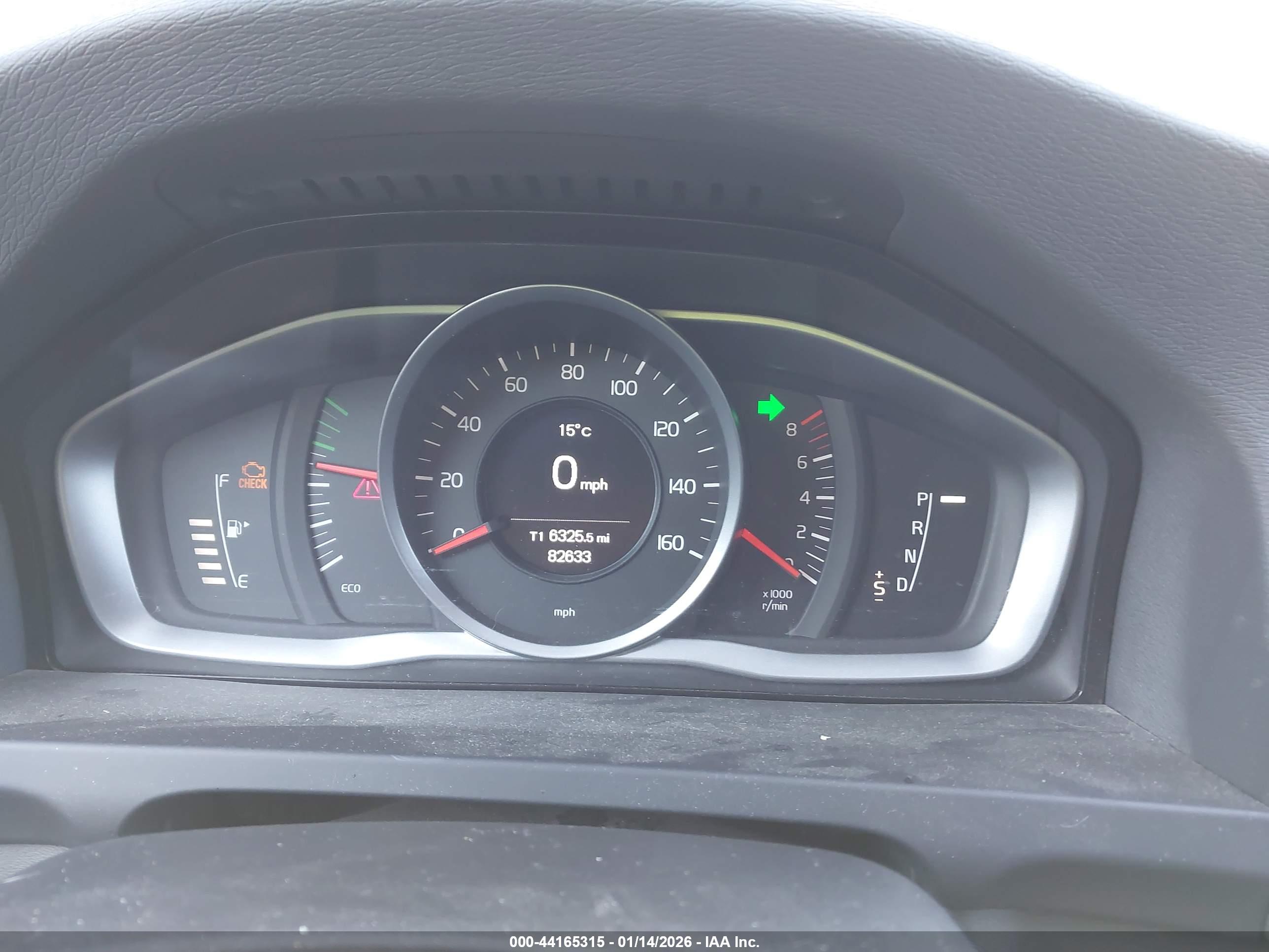 VOLVO S60 image 7