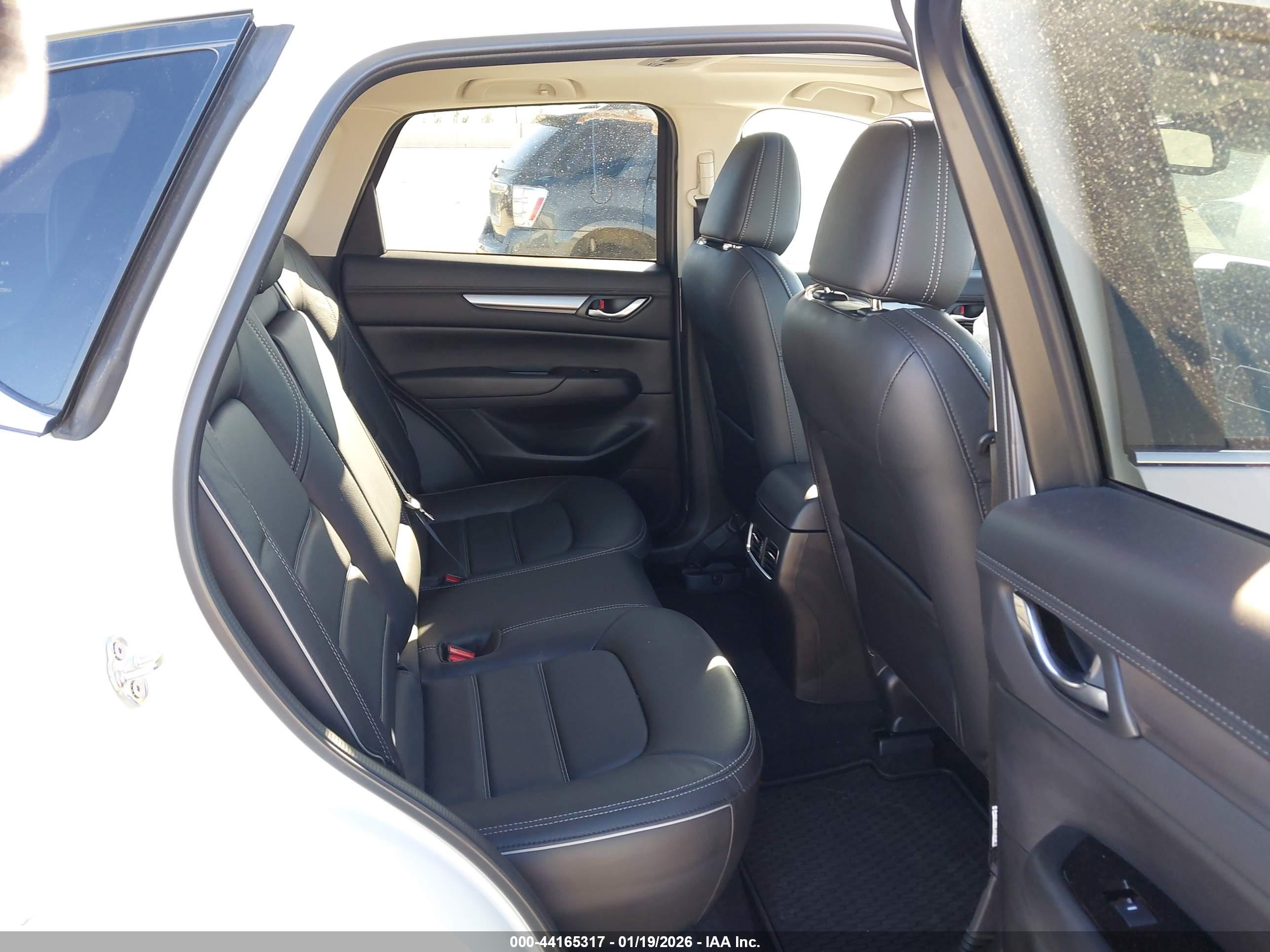 MAZDA CX-5 image 8