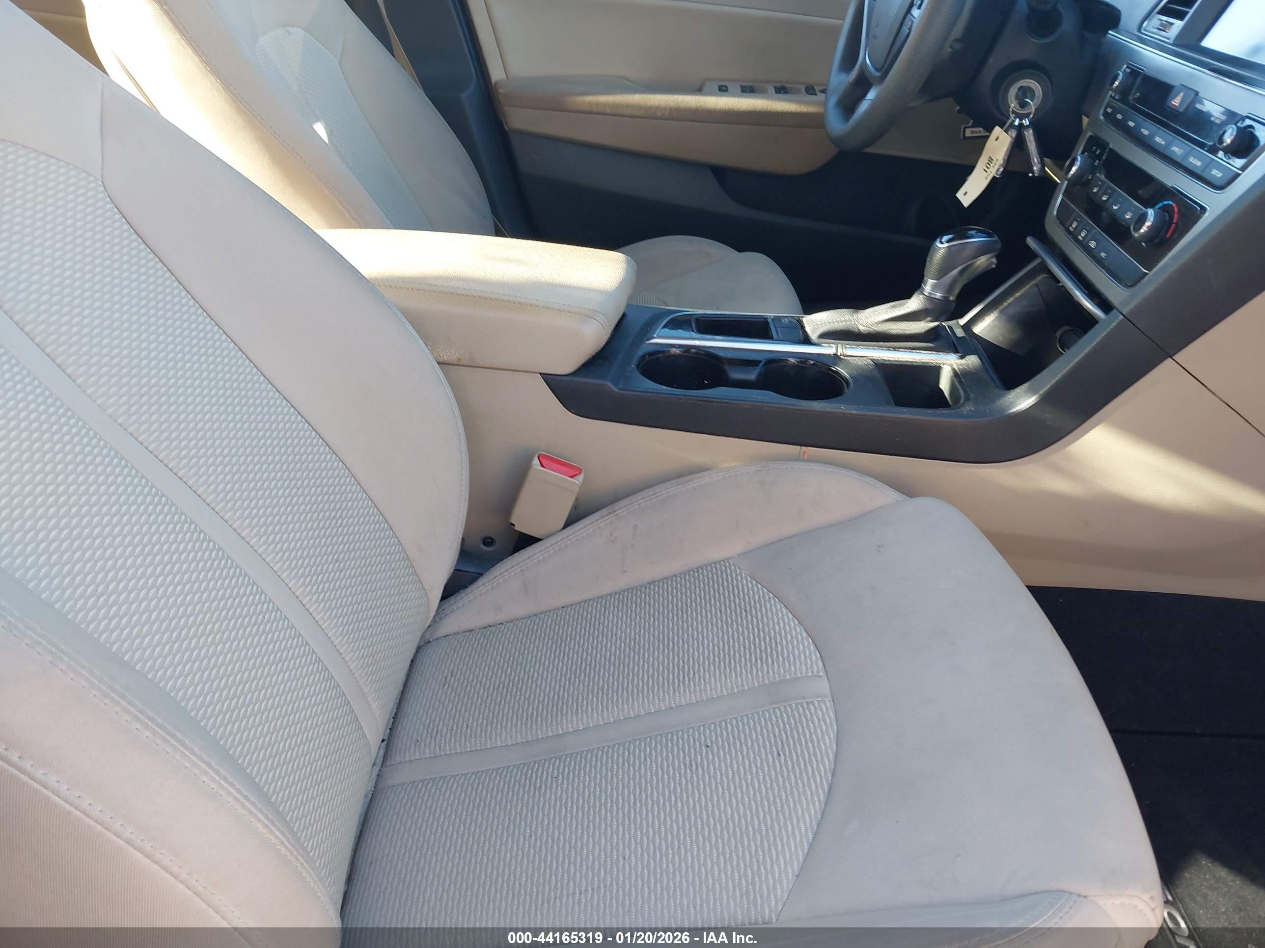 HYUNDAI SONATA image 5