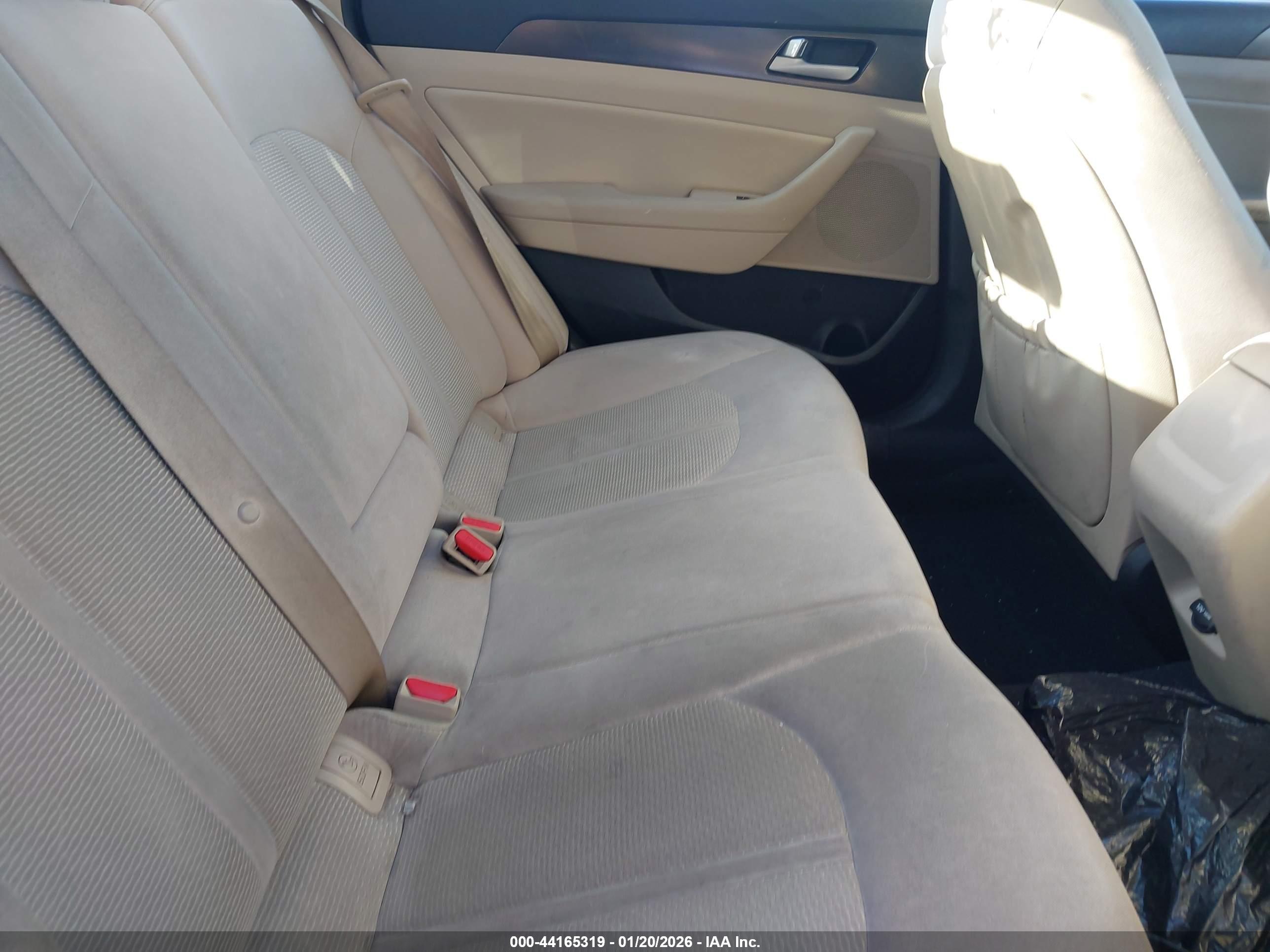 HYUNDAI SONATA image 8