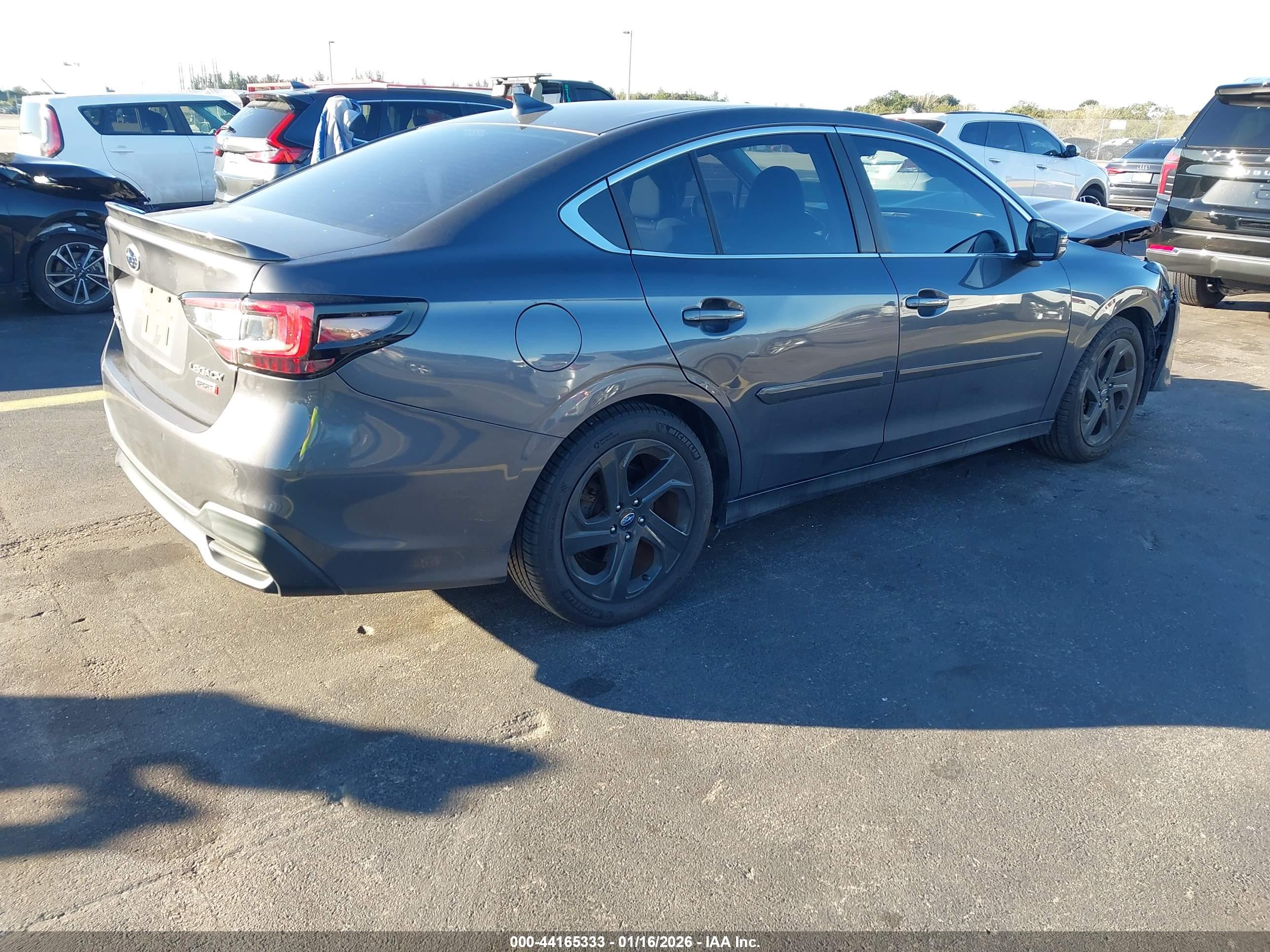 SUBARU LEGACY image 4