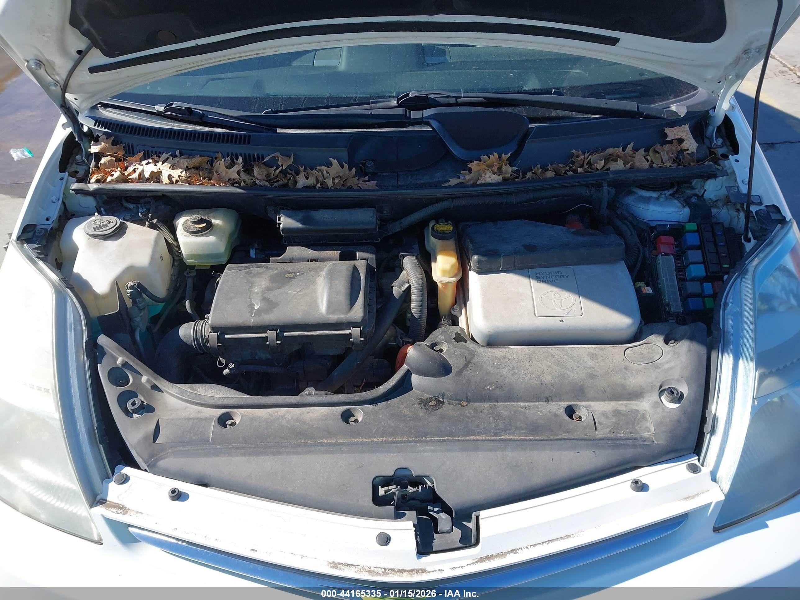TOYOTA PRIUS image 10
