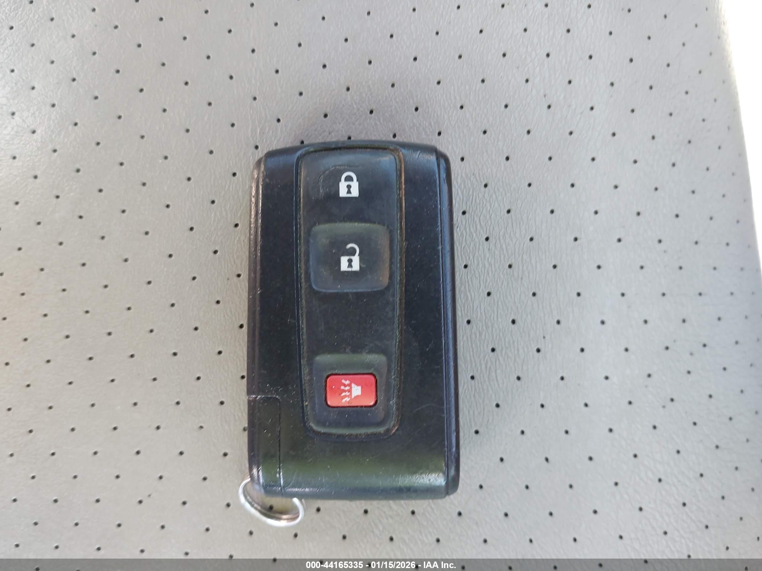 TOYOTA PRIUS image 11