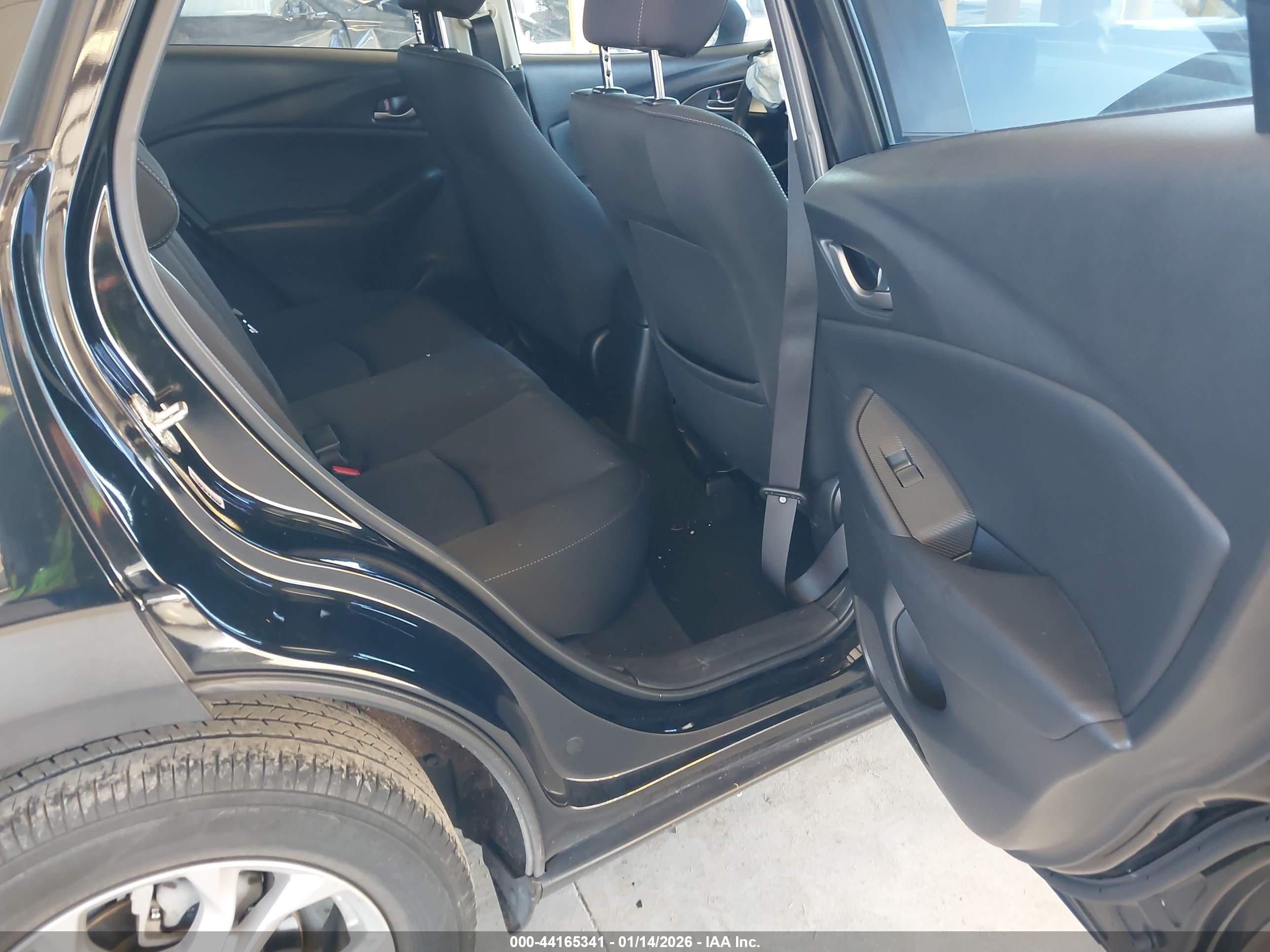MAZDA CX-3 image 8
