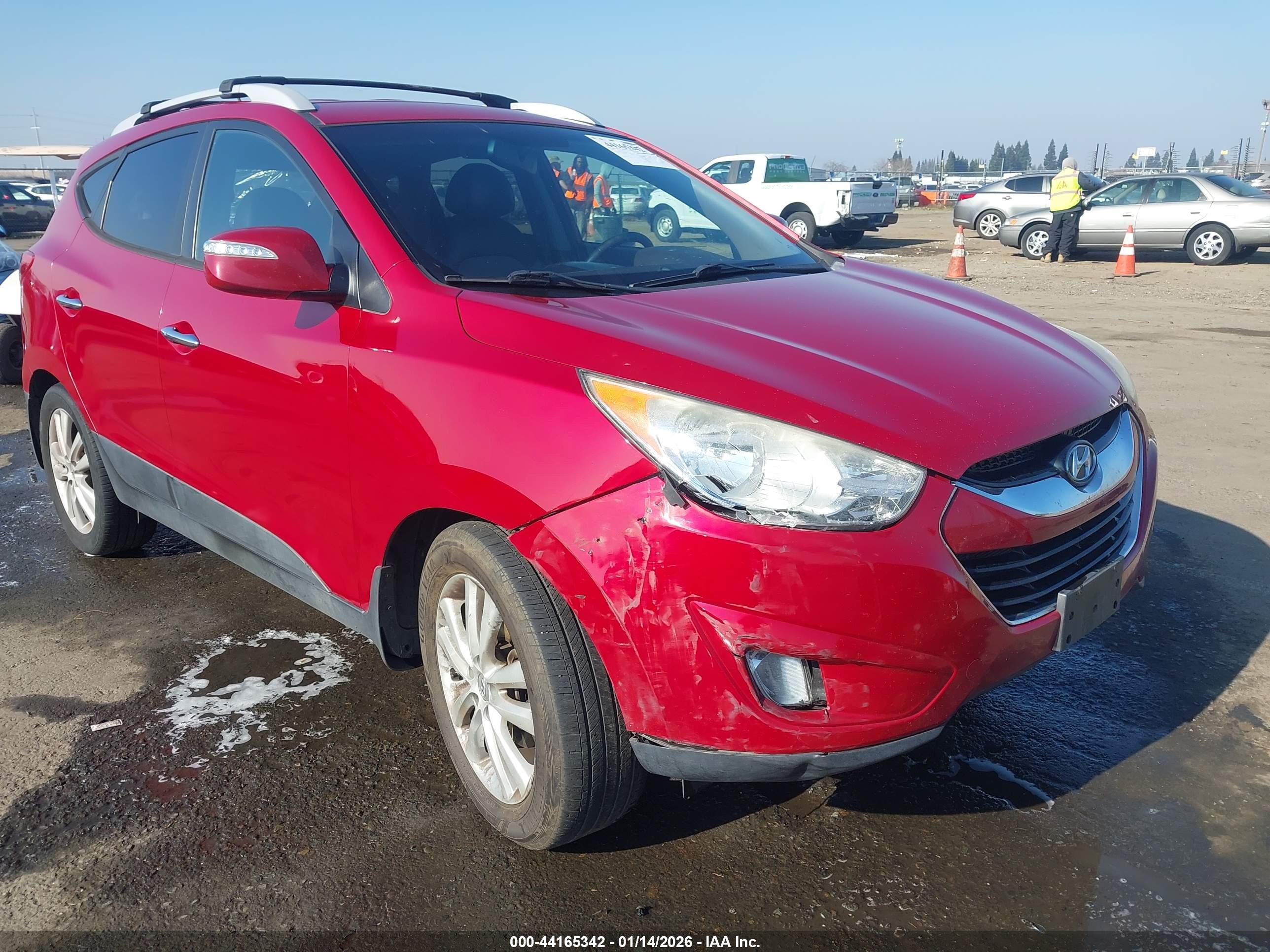 HYUNDAI TUCSON image 6