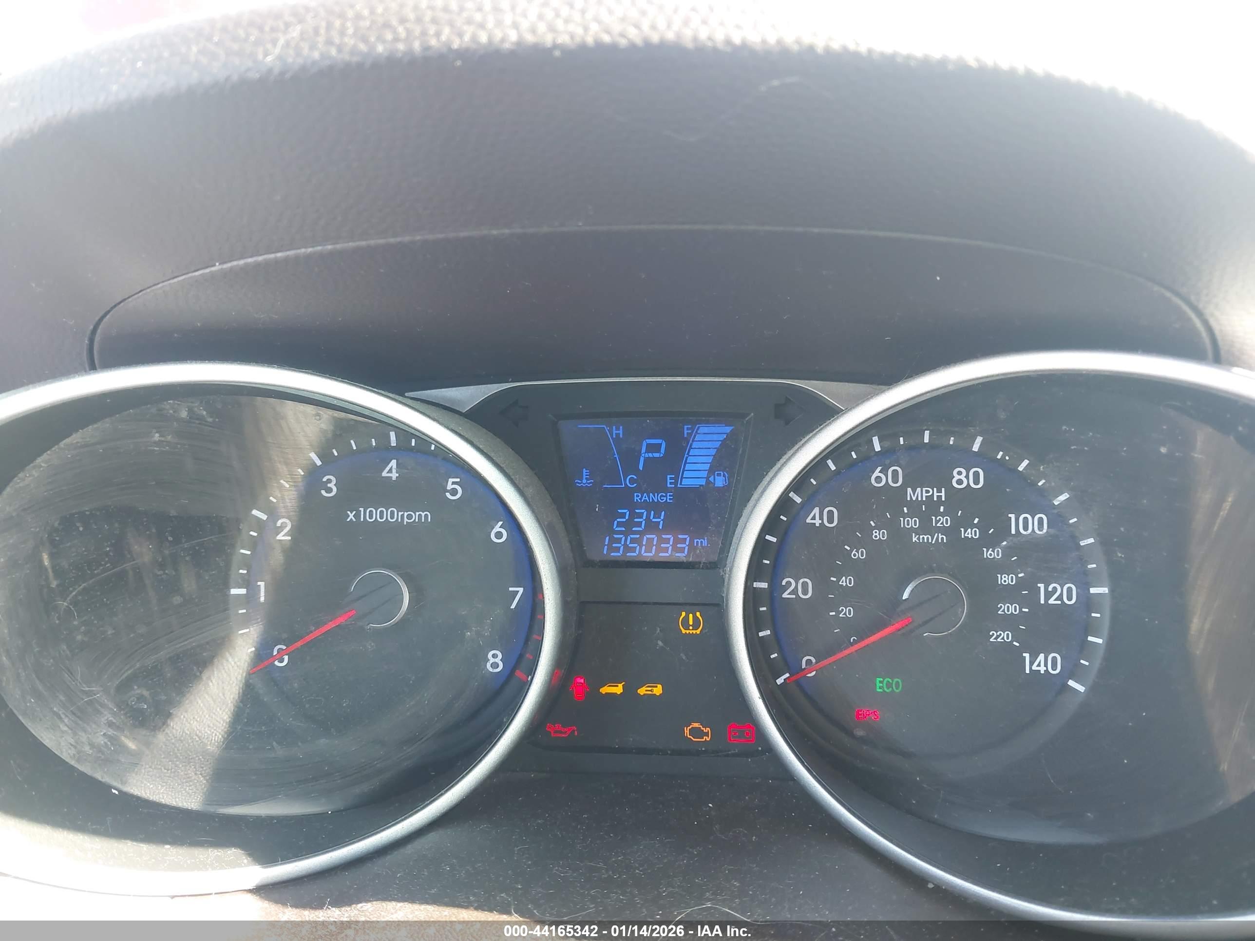HYUNDAI TUCSON image 7