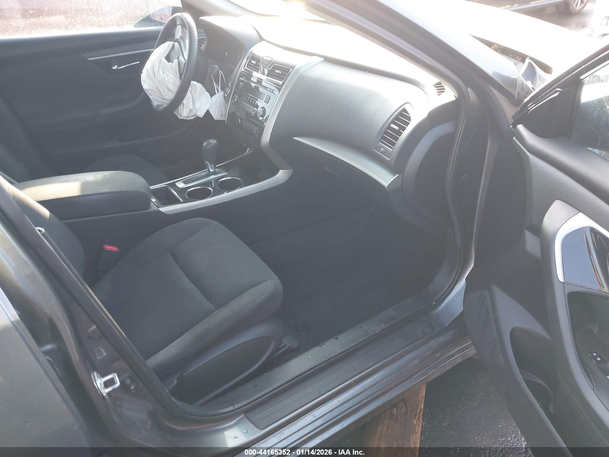 NISSAN ALTIMA image 5
