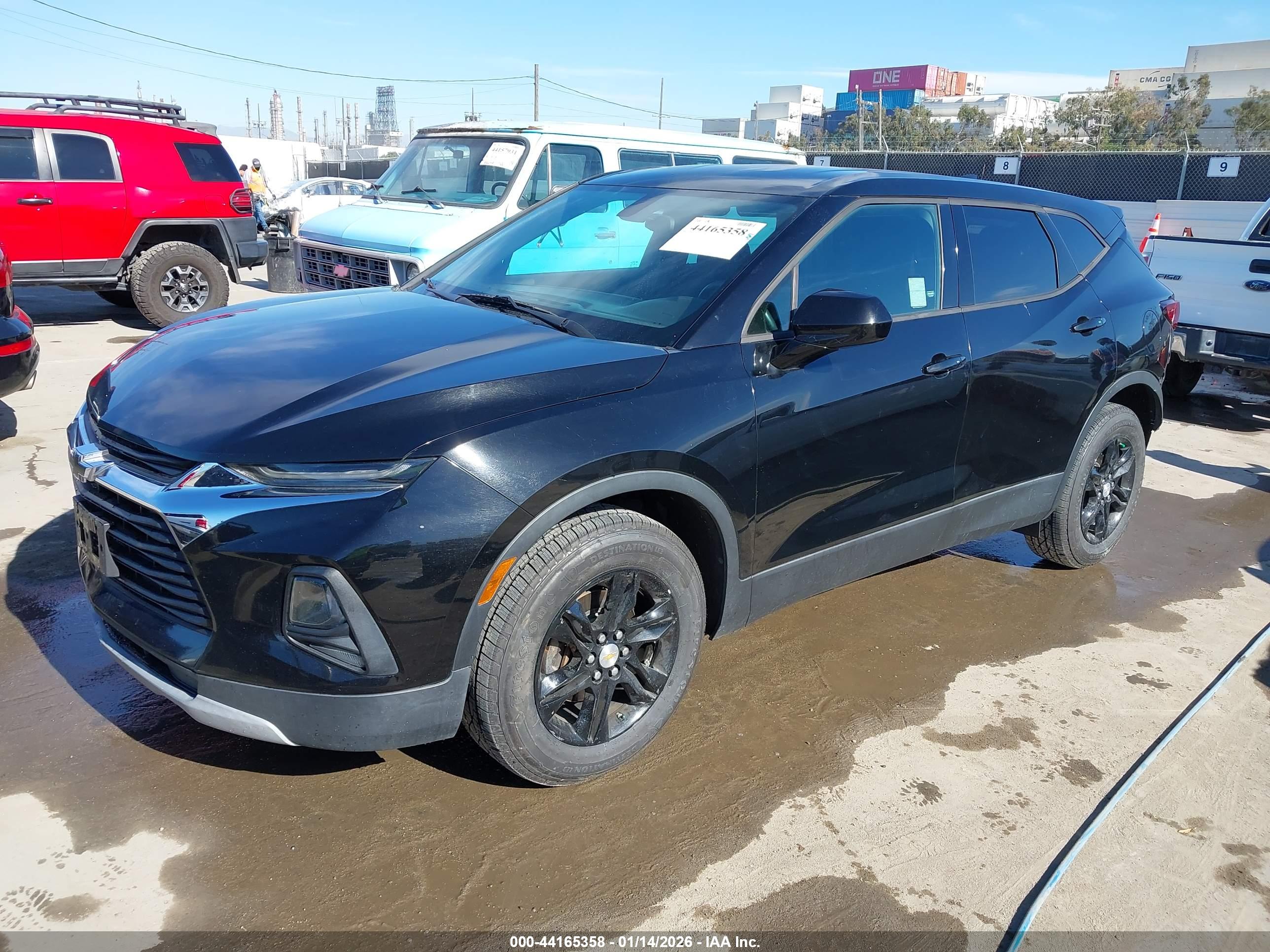 CHEVROLET BLAZER image 2