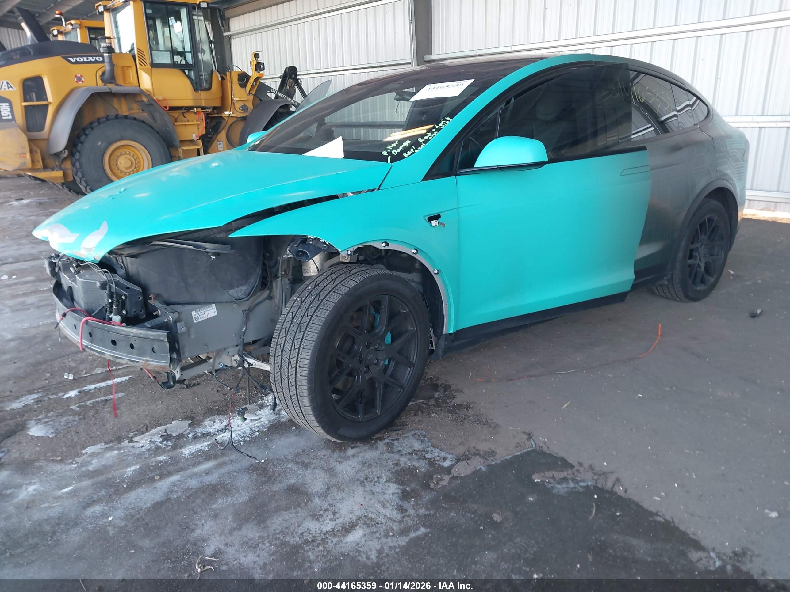TESLA MODEL image 2