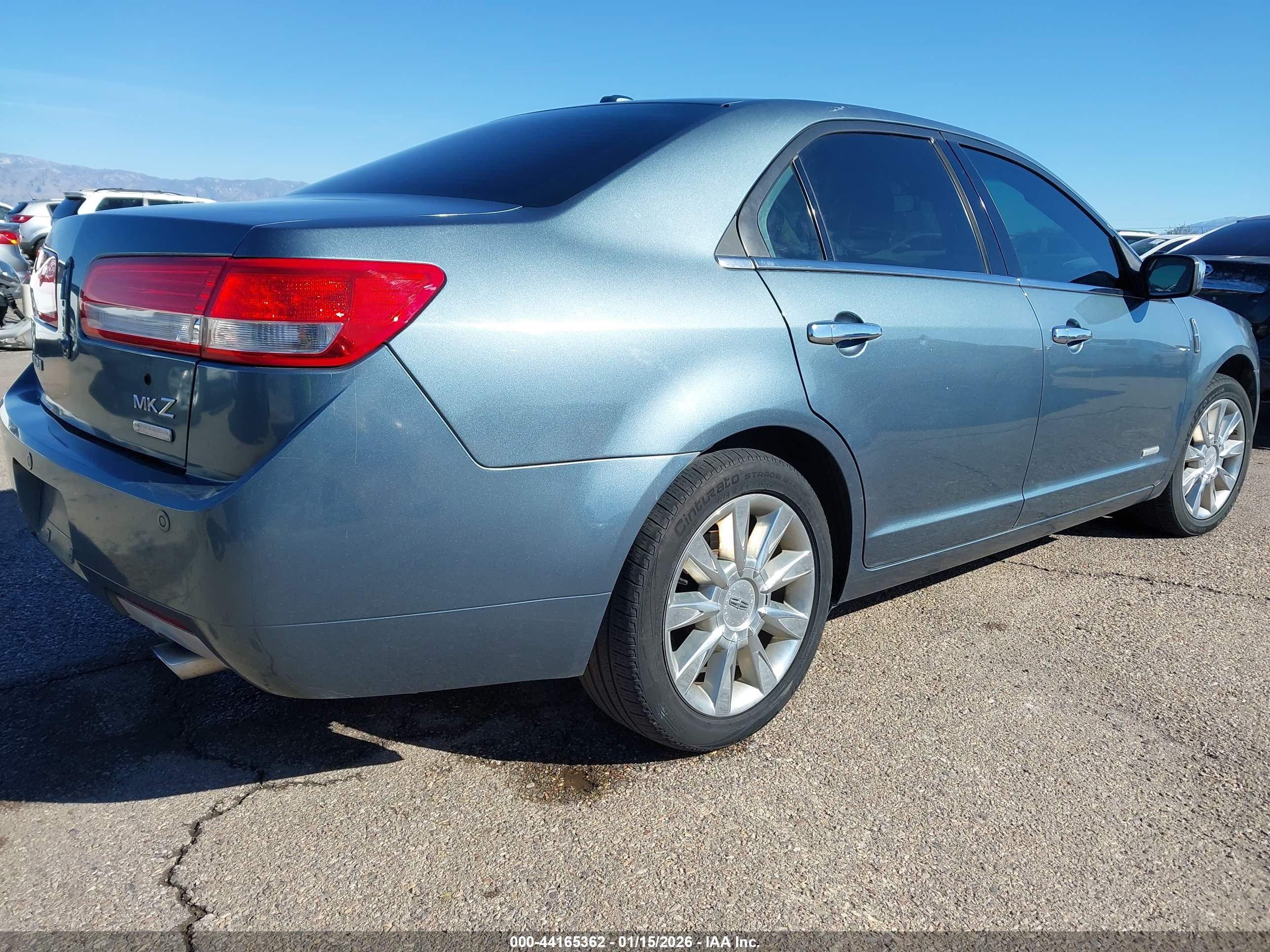 LINCOLN MKZ image 4