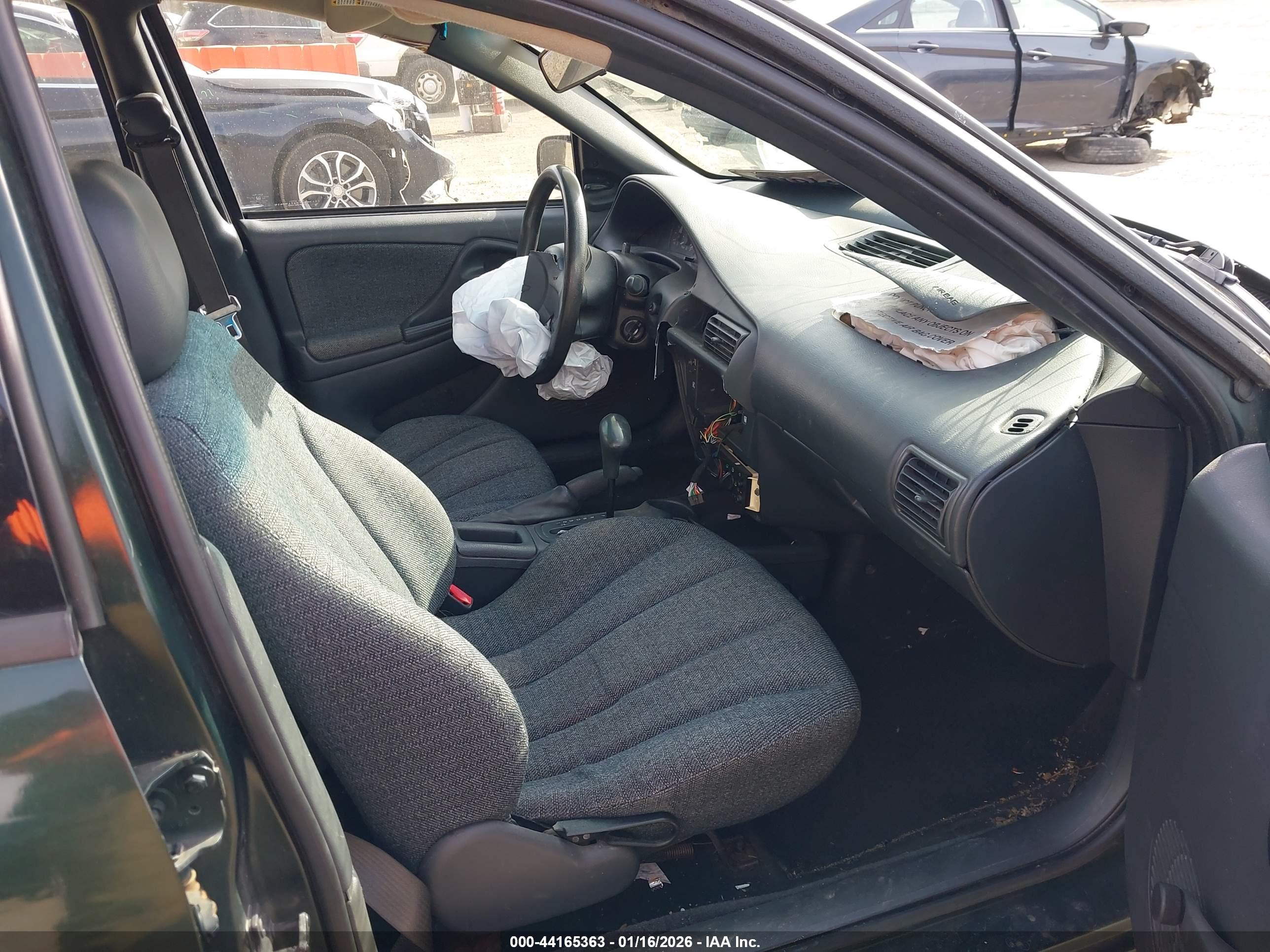 CHEVROLET CAVALIER image 5