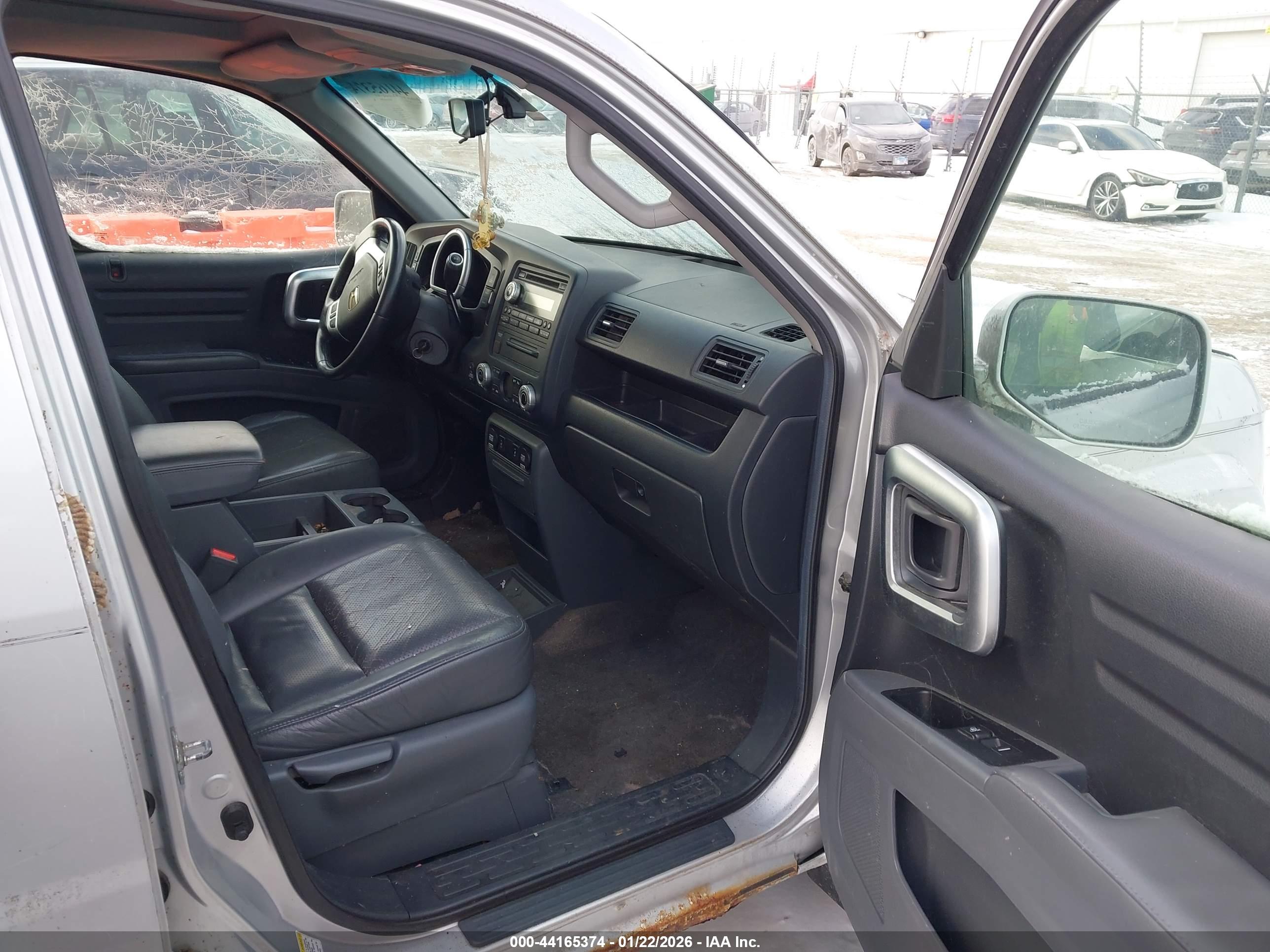 HONDA RIDGELINE image 5
