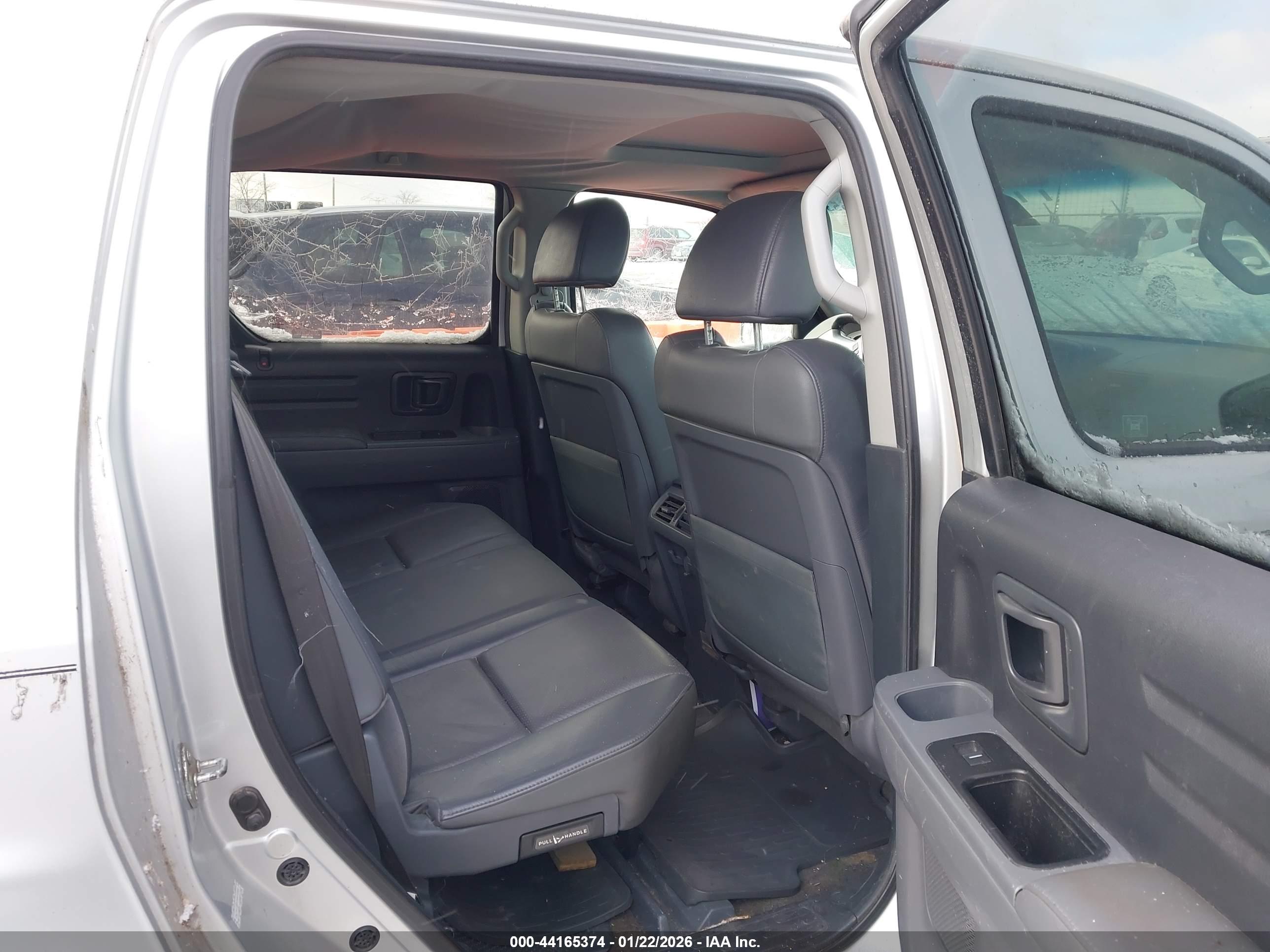 HONDA RIDGELINE image 8