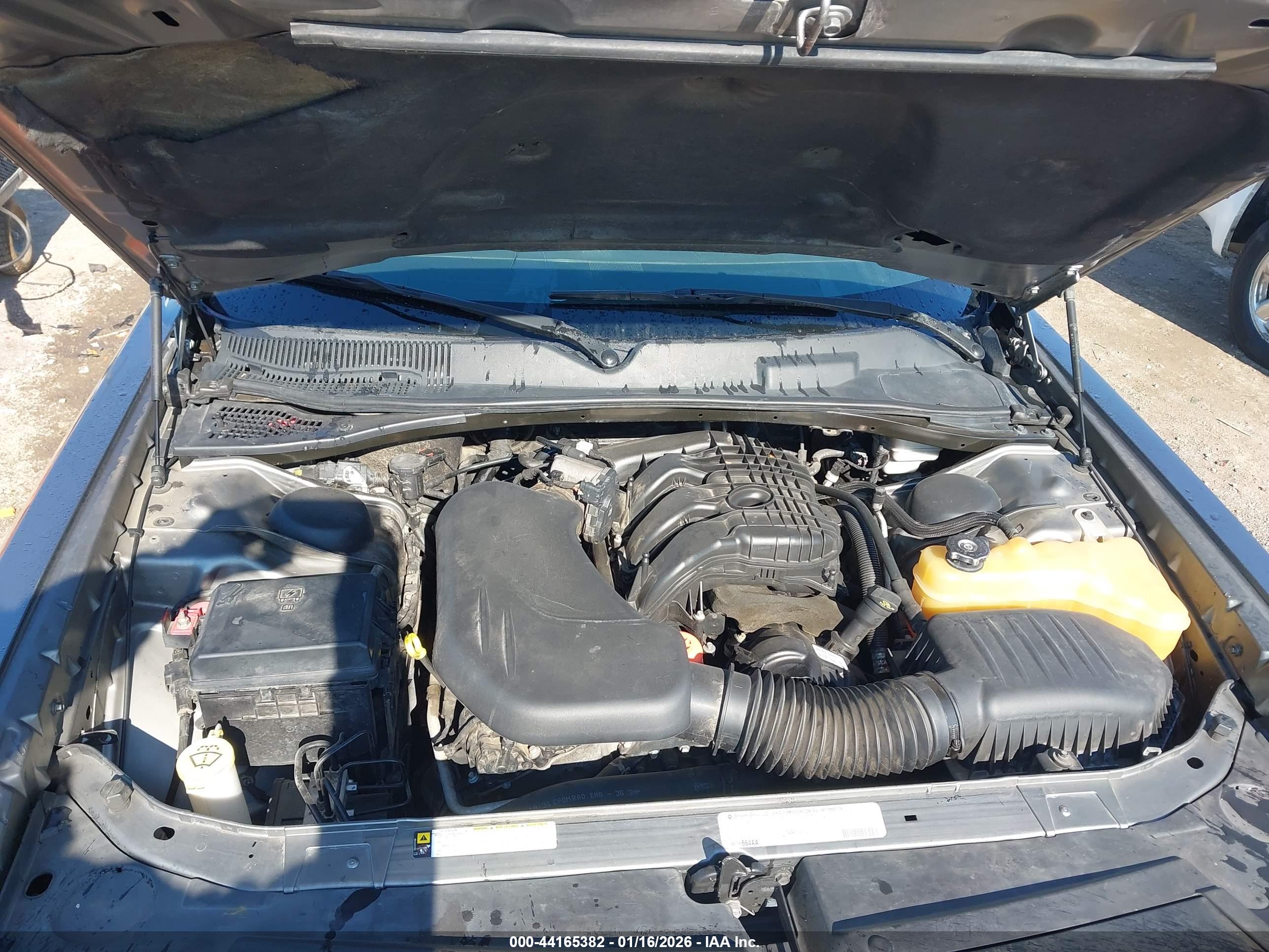 DODGE CHALLENGER image 10