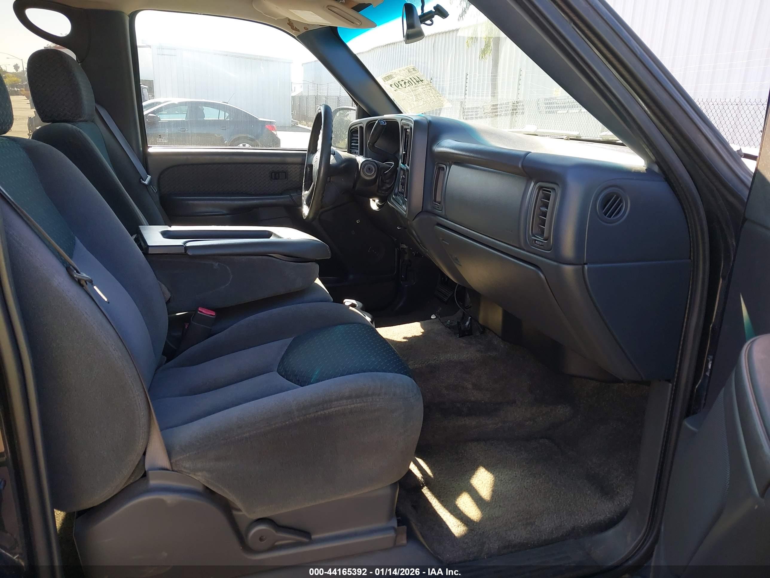 CHEVROLET AVALANCHE image 5