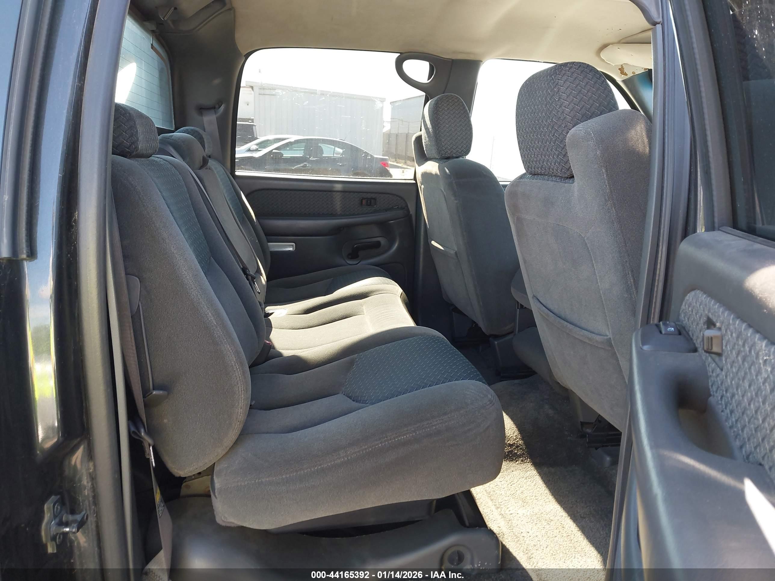 CHEVROLET AVALANCHE image 8