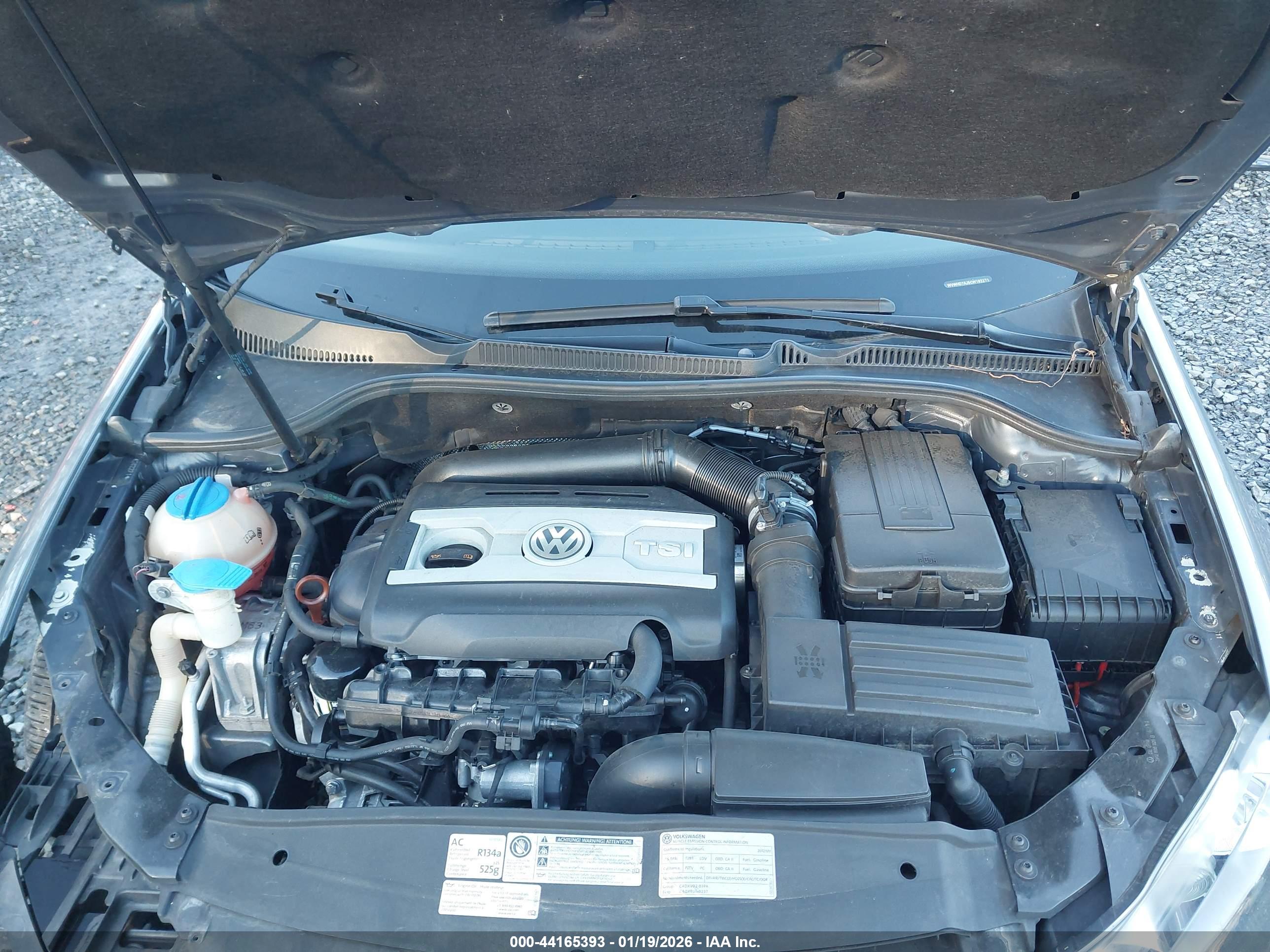 VOLKSWAGEN GTI image 10