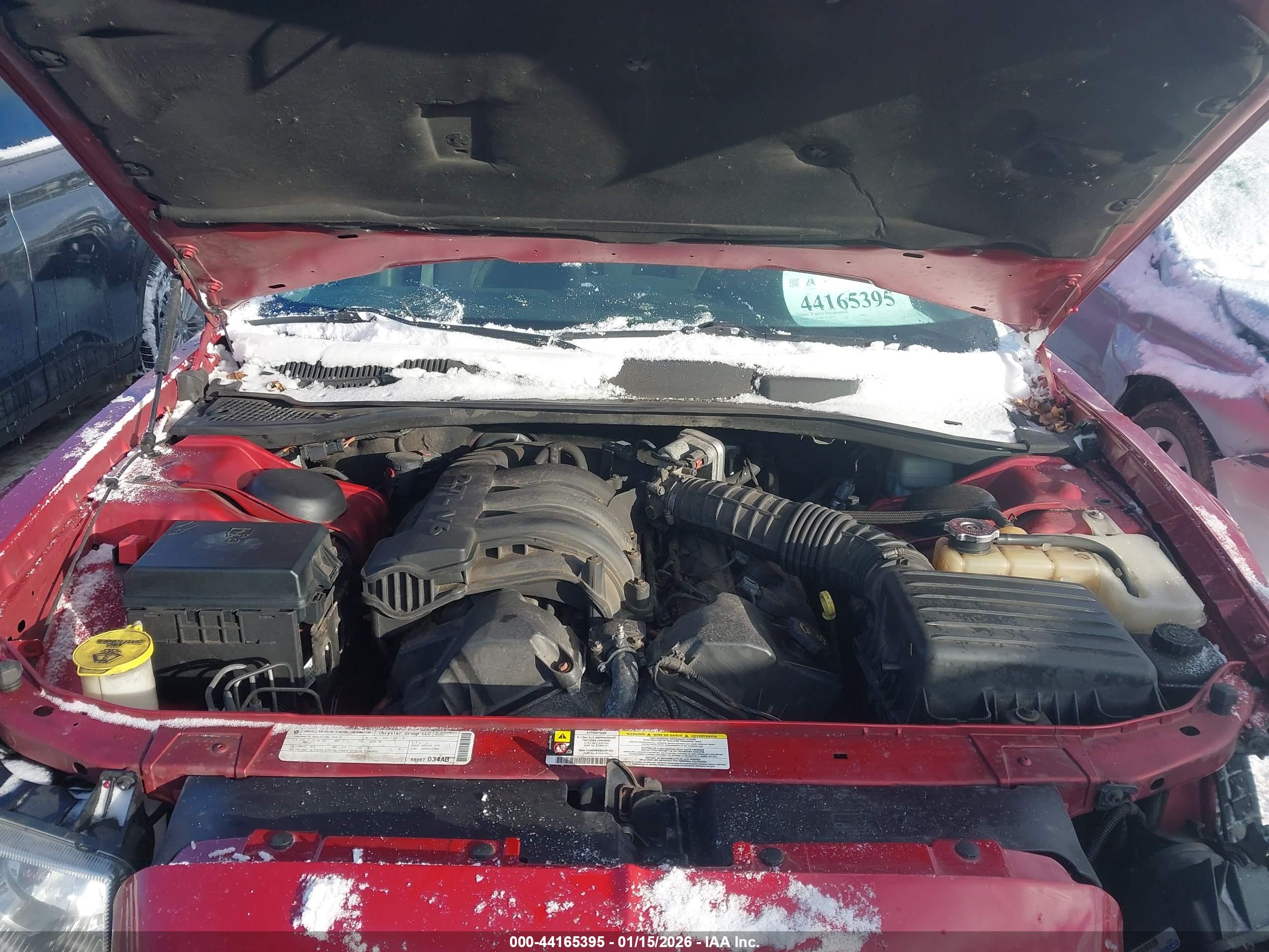CHRYSLER 300 image 10