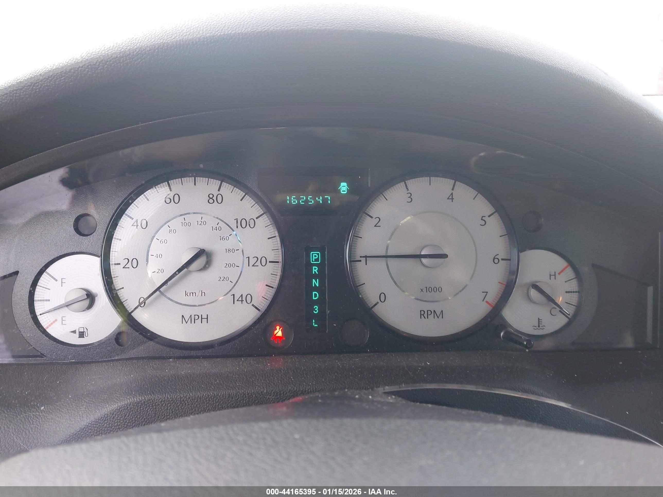 CHRYSLER 300 image 7