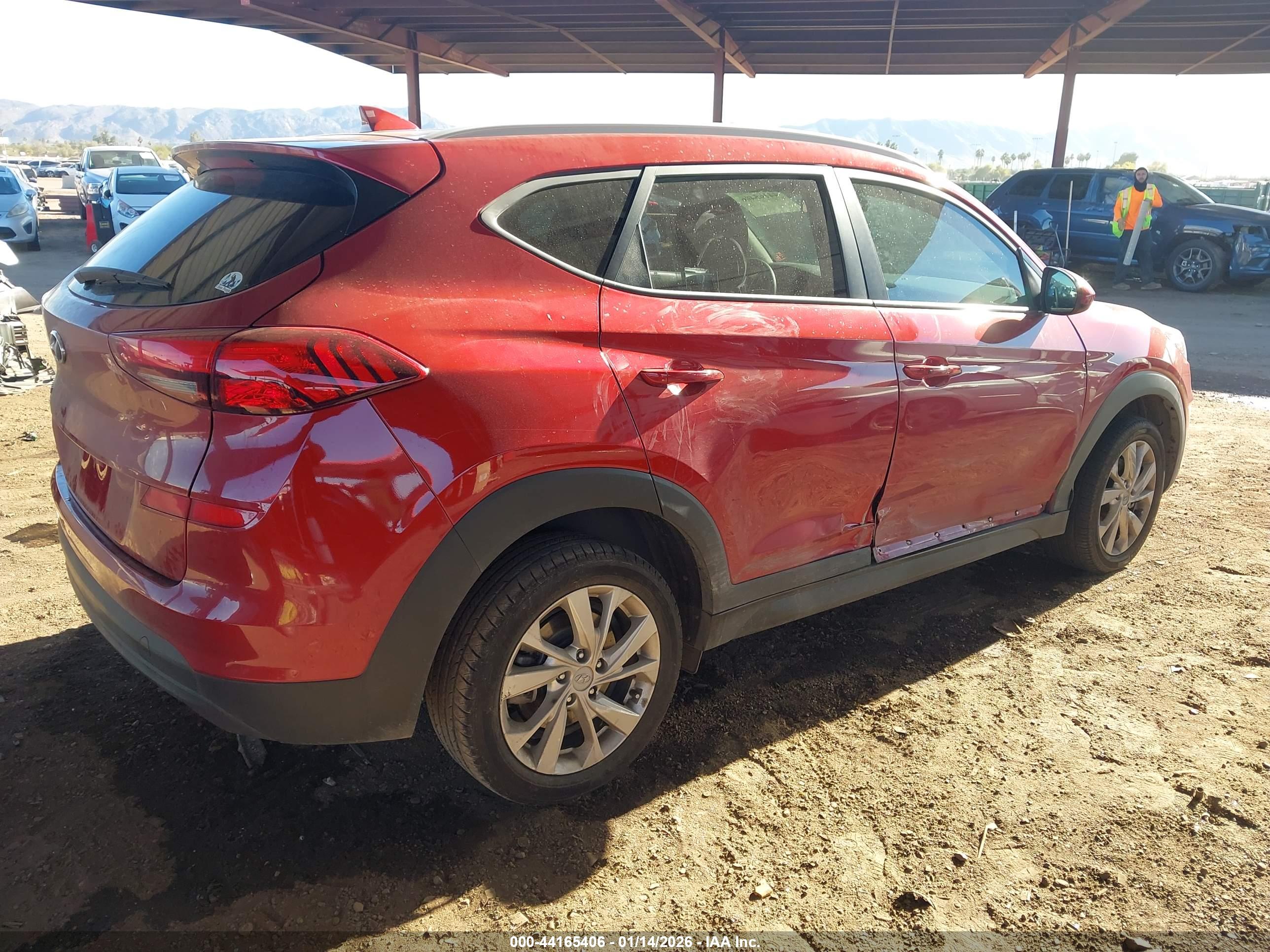 HYUNDAI TUCSON image 4