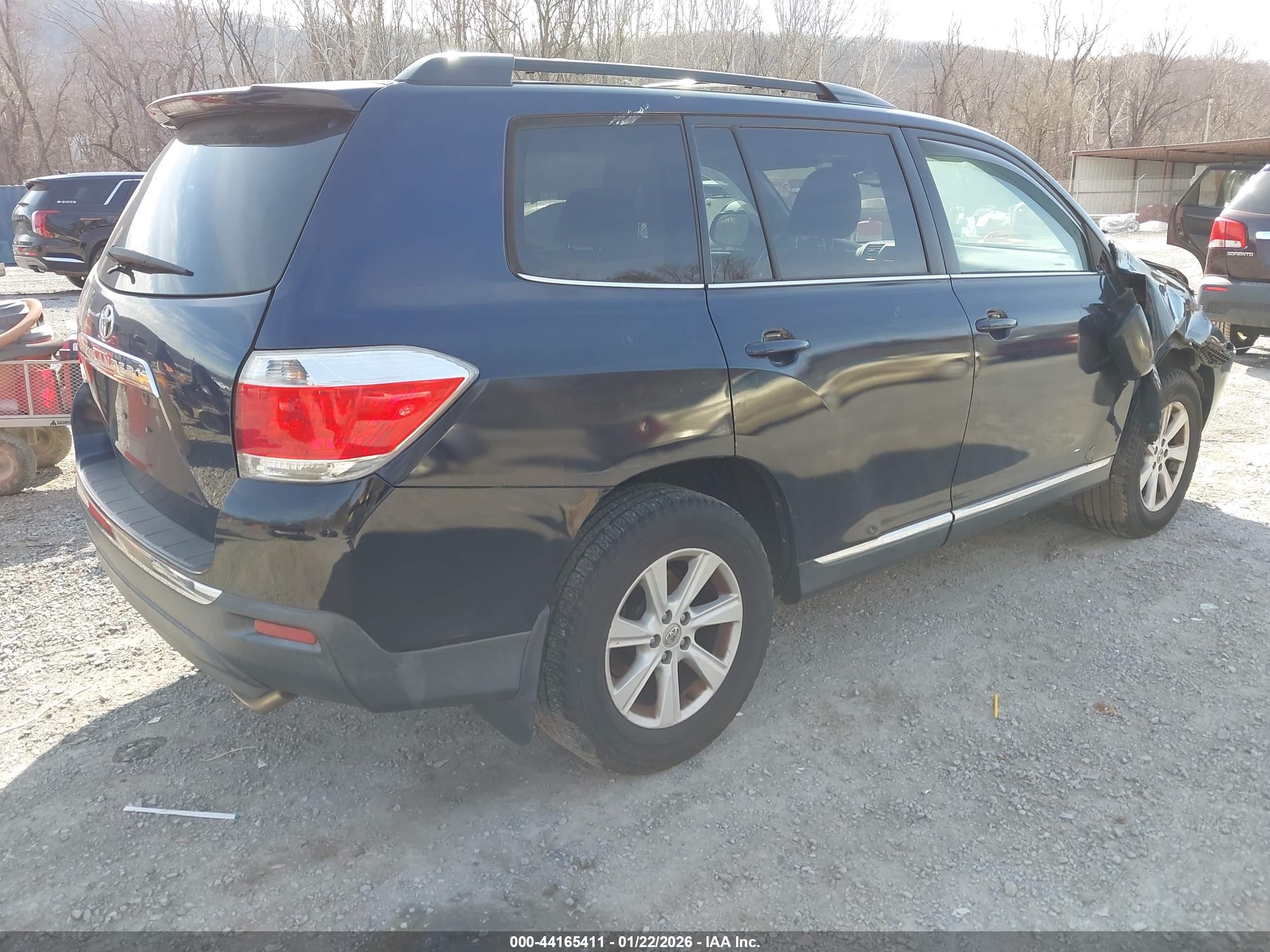 TOYOTA HIGHLANDER image 4