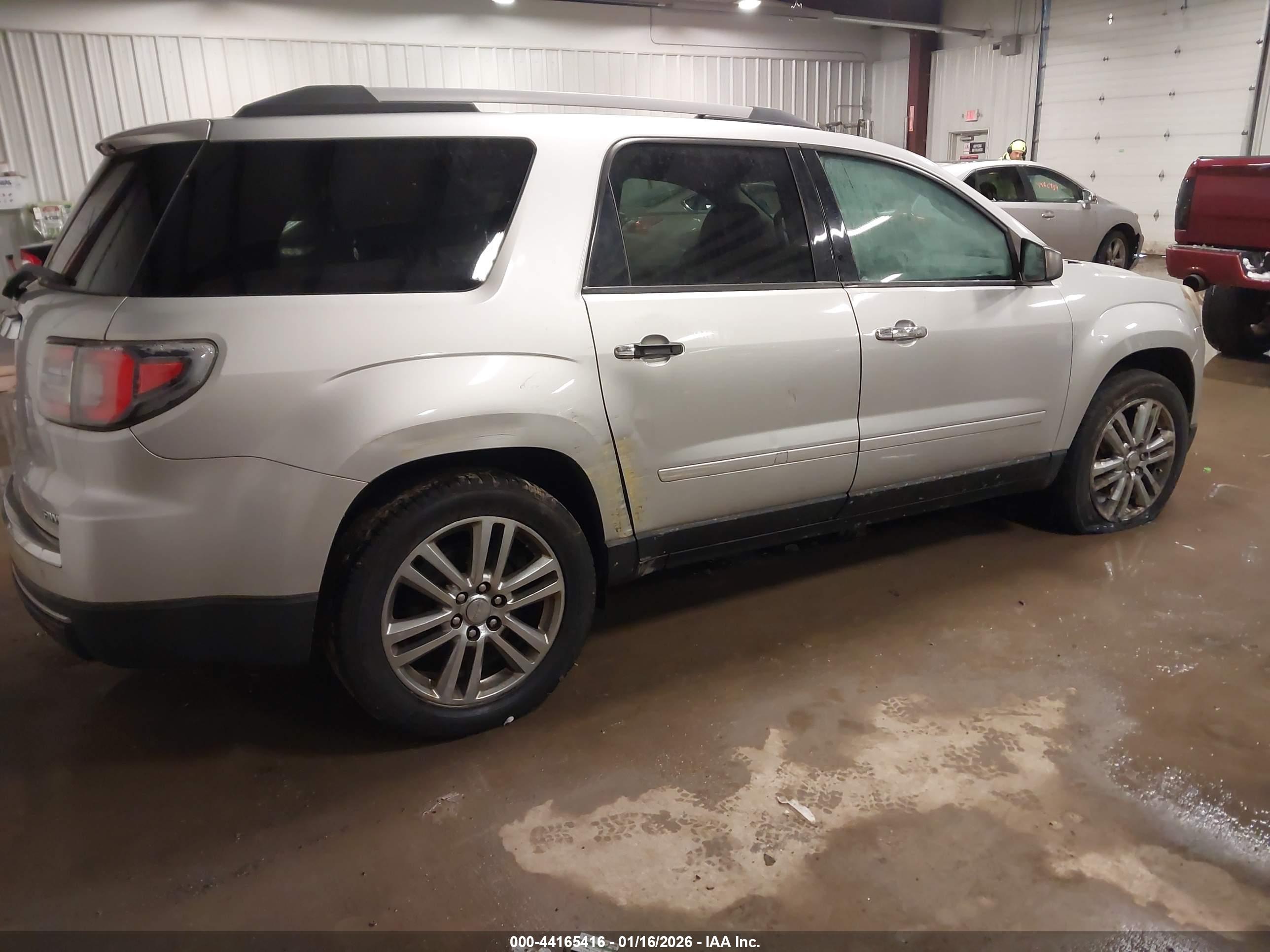 GMC ACADIA image 4