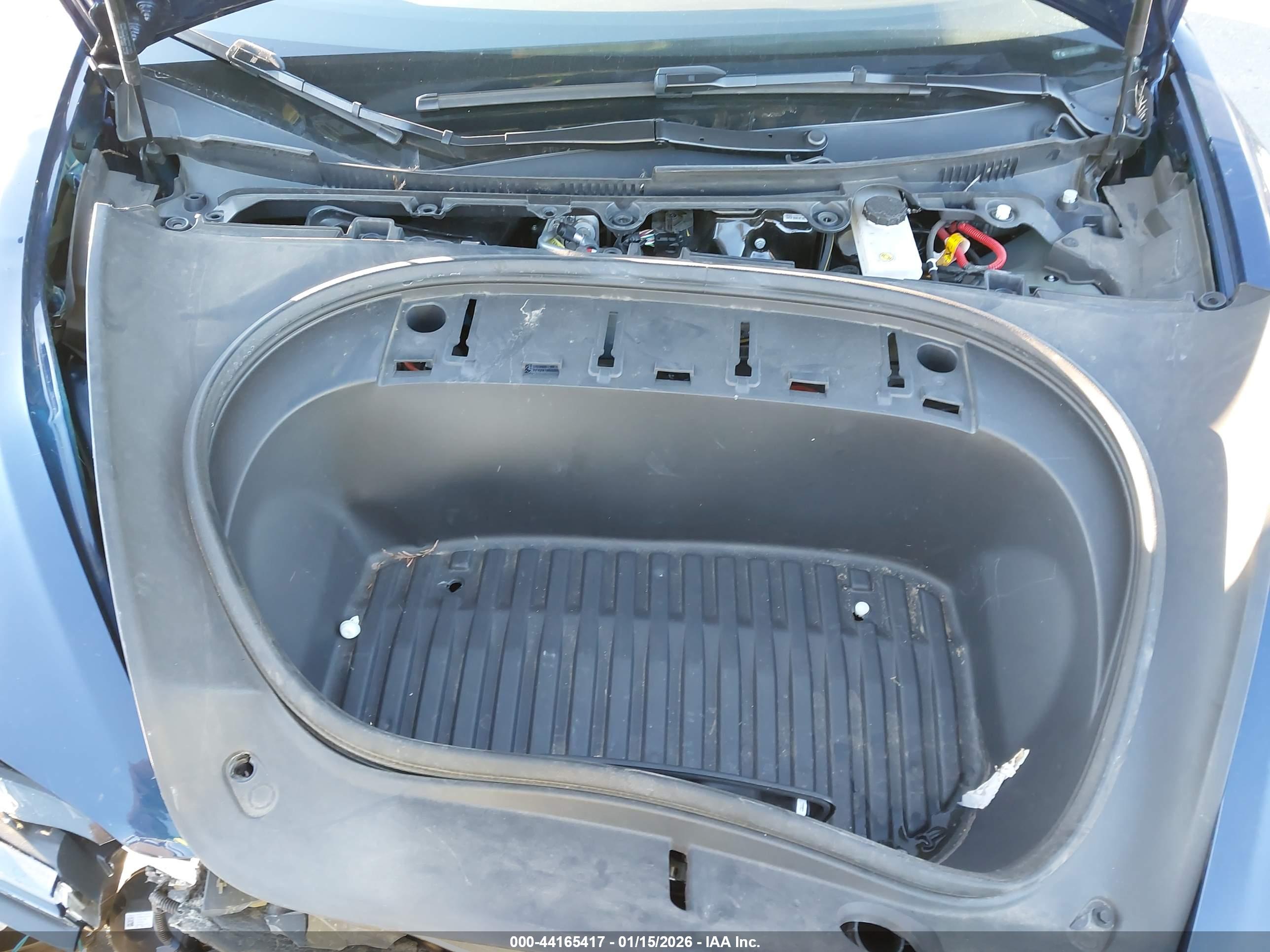 TESLA MODEL image 10