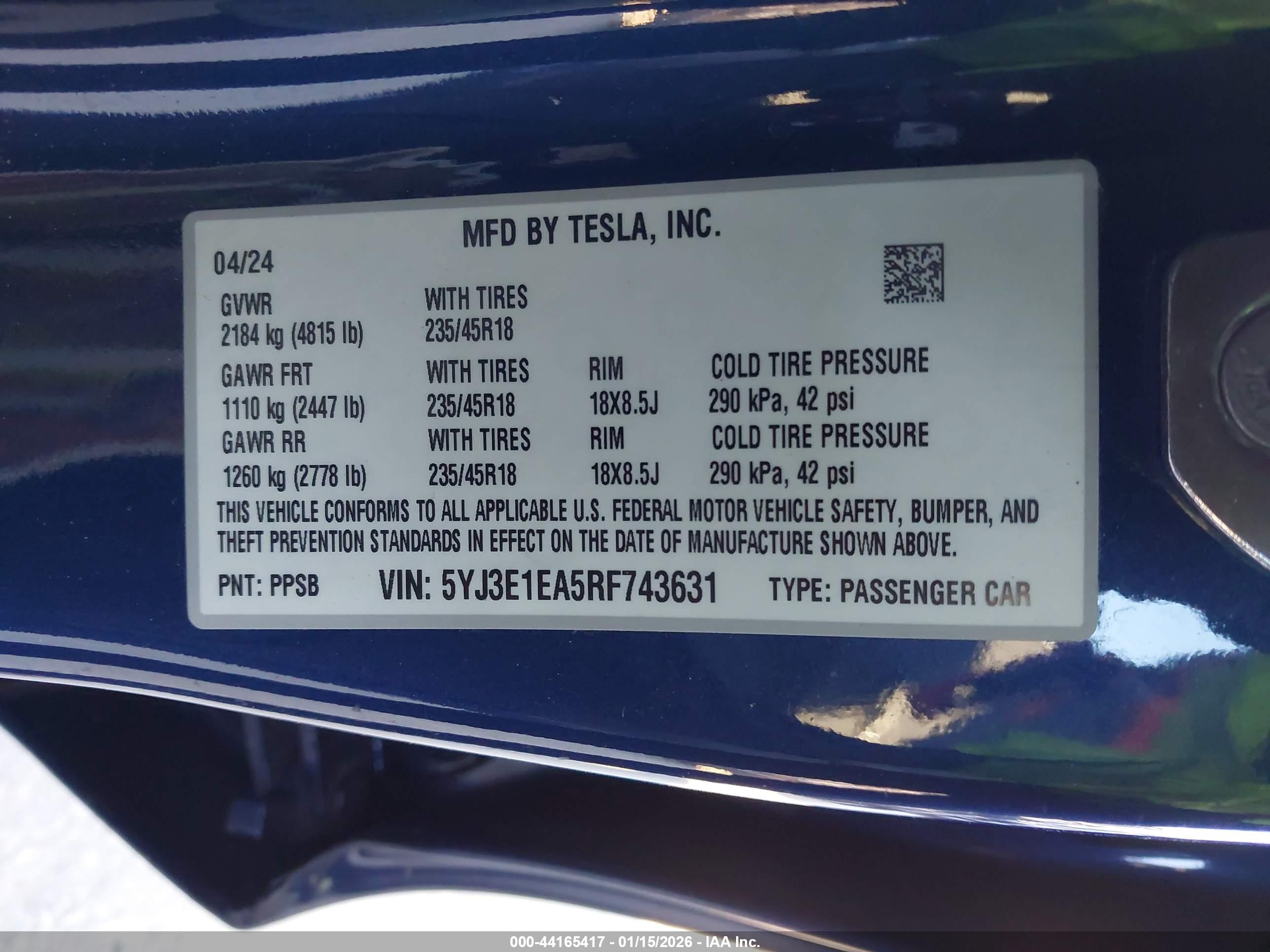 TESLA MODEL image 9