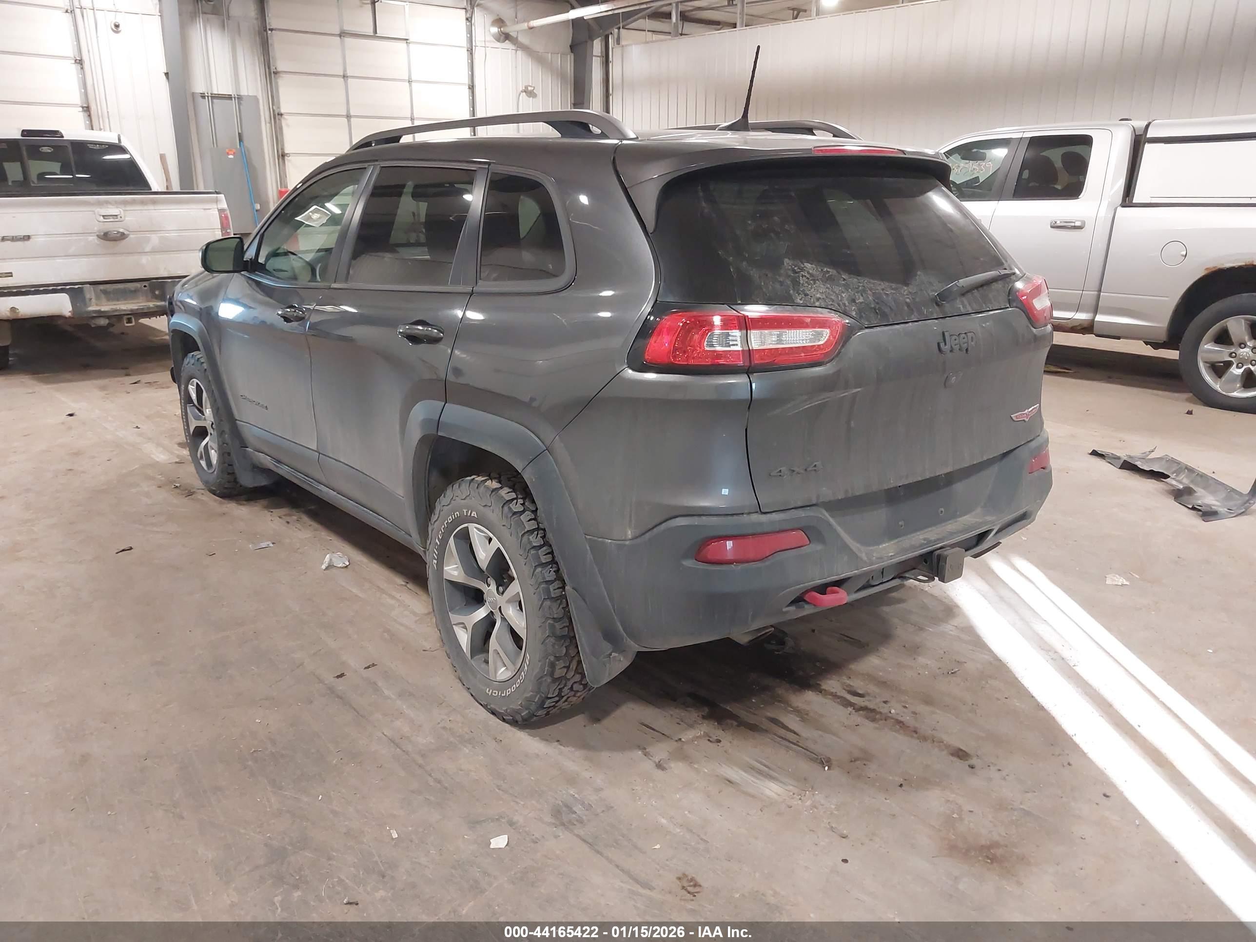JEEP CHEROKEE image 3