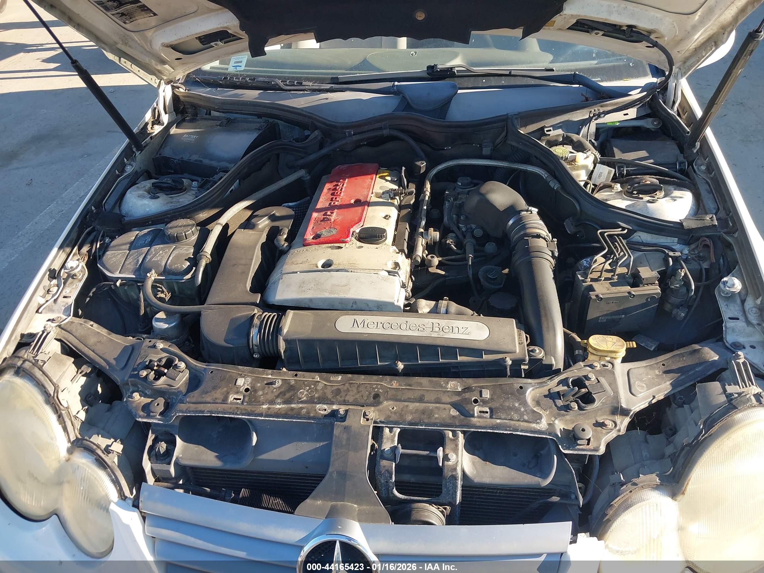 MERCEDES-BENZ C image 10